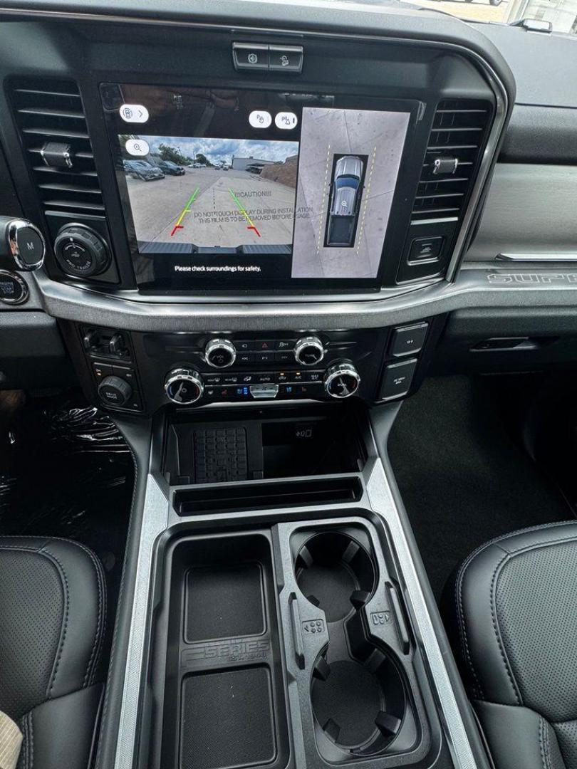 2026 Avalanche /Black Onyx/Platinum Blue Ford F-250SD Platinum (1FT8W2BM2TE) with an 6.7L High Output Power Stroke V8 Diesel engine, Automatic transmission, located at 1105 E Mulberry, Kaufman, TX, 75142, (972) 962-2151, 32.589550, -96.300926 - $5,239 off MSRP!<br><br>4WD.<br>Avalanche 2026 Ford F-250SD 4D Crew Cab Platinum 4WD 10-Speed Automatic 6.7L High Output Power Stroke V8 Diesel - Photo#14