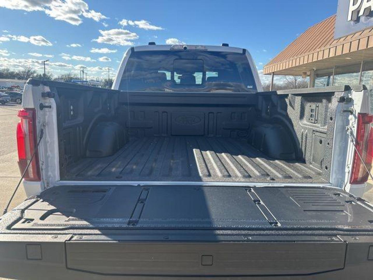 2025 Space White Metallic /Black Ford F-150 Raptor (1FTFW1RG2SF) with an 3.5L V6 EcoBoost engine, Automatic transmission, located at 1105 E Mulberry, Kaufman, TX, 75142, (972) 962-2151, 32.589550, -96.300926 - $5,778 off MSRP!<br><br>4WD.<br>Space White Metallic 2025 Ford F-150 4D SuperCrew Raptor 4WD 10-Speed Automatic 3.5L V6 EcoBoost 15/18 City/Highway MPG - Photo#19