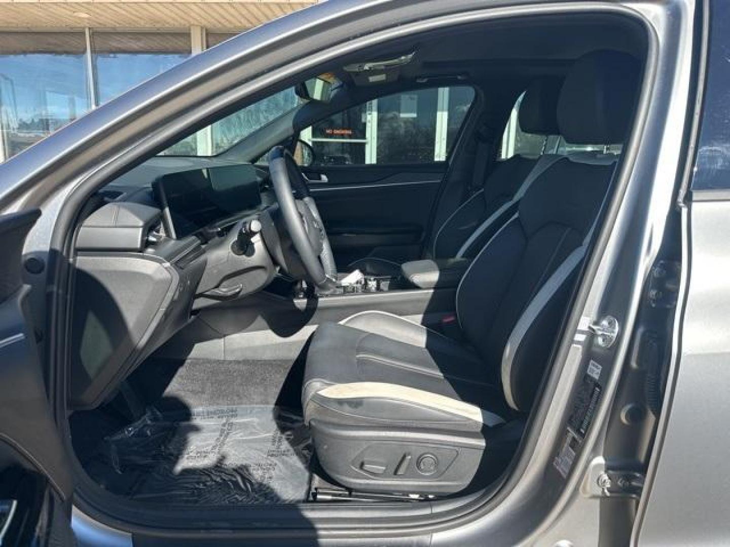 2025 Steel Matte Gray /Black Kia K5 GT-Line (KNAG64J75S5) with an I4 engine, Automatic transmission, located at 1105 E Mulberry, Kaufman, TX, 75142, (972) 962-2151, 32.589550, -96.300926 - Steel Matte Gray 2025 Kia K5 4D Sedan GT-Line AWD 8-Speed Automatic I4 Priced below KBB Fair Purchase Price!<br><br><br>Recent Arrival! 24/33 City/Highway MPG<br><br><br>Please call Paul Murrey Ford Inc. In Kaufman Texas A Family Dealership Since 1952 Serving the Dallas Fort Worth and East Texas are - Photo#7