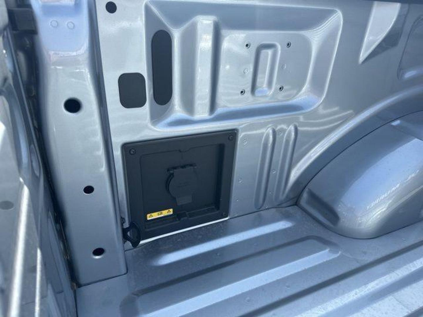 2026 Silver Metallic /Black Ford F-150 Lariat (1FTFW5L82TK) with an 3.5L V6 EcoBoost engine, Automatic transmission, located at 1105 E Mulberry, Kaufman, TX, 75142, (972) 962-2151, 32.589550, -96.300926 - 4WD.<br>Silver Metallic 2026 Ford F-150 4D SuperCrew Lariat 4WD 10-Speed Automatic 3.5L V6 EcoBoost 18/23 City/Highway MPG - Photo#13