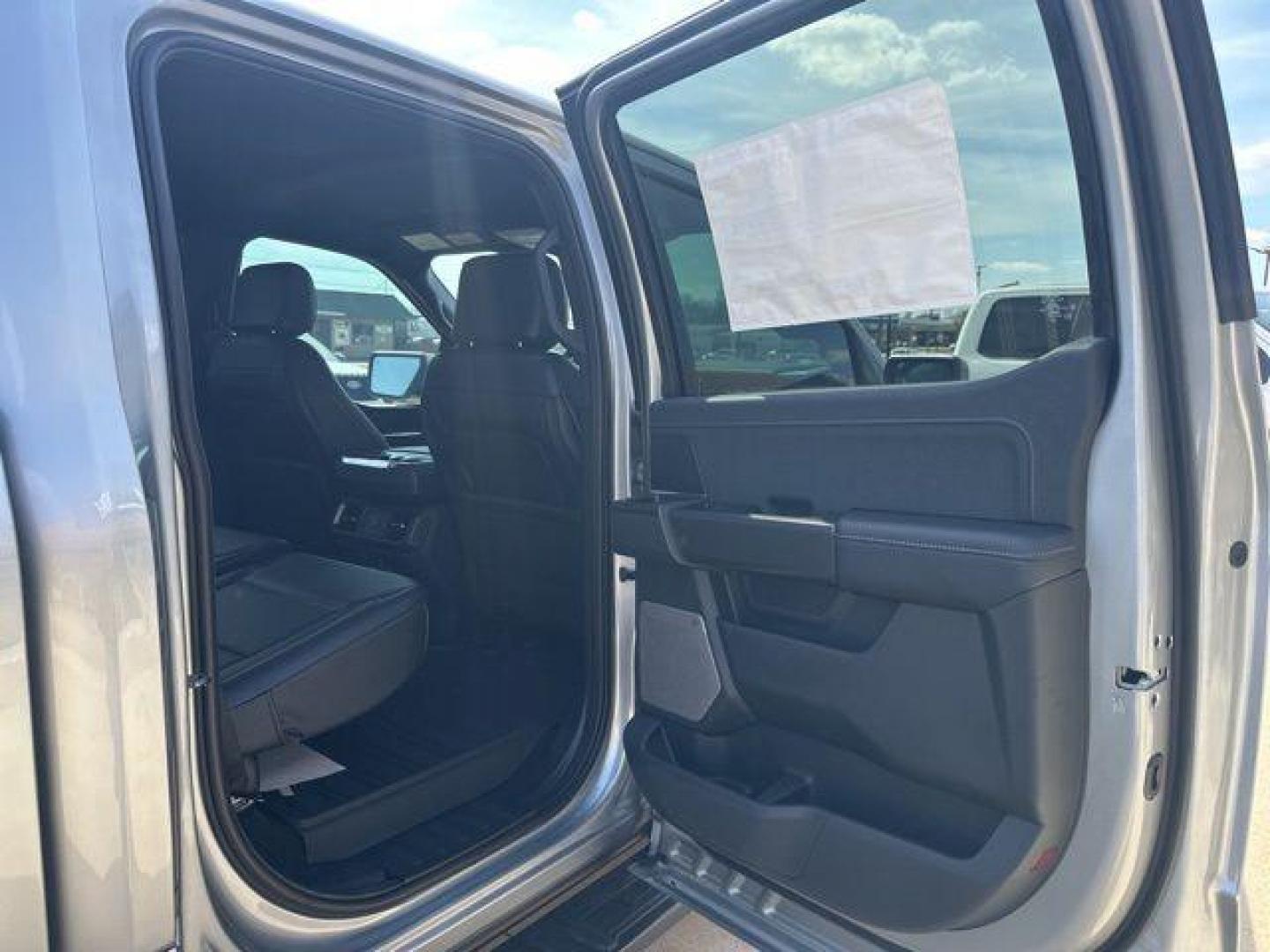 2026 Silver Metallic /Black Ford F-150 Lariat (1FTFW5L82TK) with an 3.5L V6 EcoBoost engine, Automatic transmission, located at 1105 E Mulberry, Kaufman, TX, 75142, (972) 962-2151, 32.589550, -96.300926 - $1,000 off MSRP!<br><br>4WD.<br>Silver Metallic 2026 Ford F-150 4D SuperCrew Lariat 4WD 10-Speed Automatic 3.5L V6 EcoBoost 18/23 City/Highway MPG Price includes: $1000 - Employee Pricing Retail Customer Cash. Exp. 07/06/2026 - Photo#14