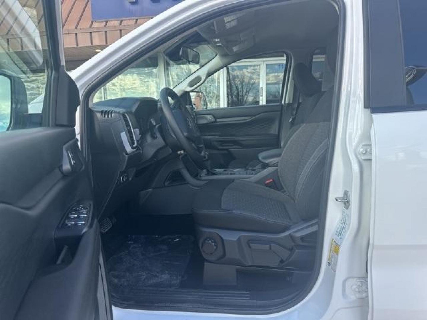 2025 Oxford White /Ebony Interior Trim Ford Ranger XL (1FTER4BH0SL) with an EcoBoost 2.3L I4 GTDi DOHC Turbocharged VCT engine, Automatic transmission, located at 1105 E Mulberry, Kaufman, TX, 75142, (972) 962-2151, 32.589550, -96.300926 - Recent Arrival! $2,000 off MSRP!<br><br><br>Oxford White 2025 Ford Ranger 4D Crew Cab XL RWD 10-Speed Automatic EcoBoost 2.3L I4 GTDi DOHC Turbocharged VCT 21/25 City/Highway MPG Price includes: $2000 - Bonus Customer Cash. Exp. 03/31/2026 - Photo#7