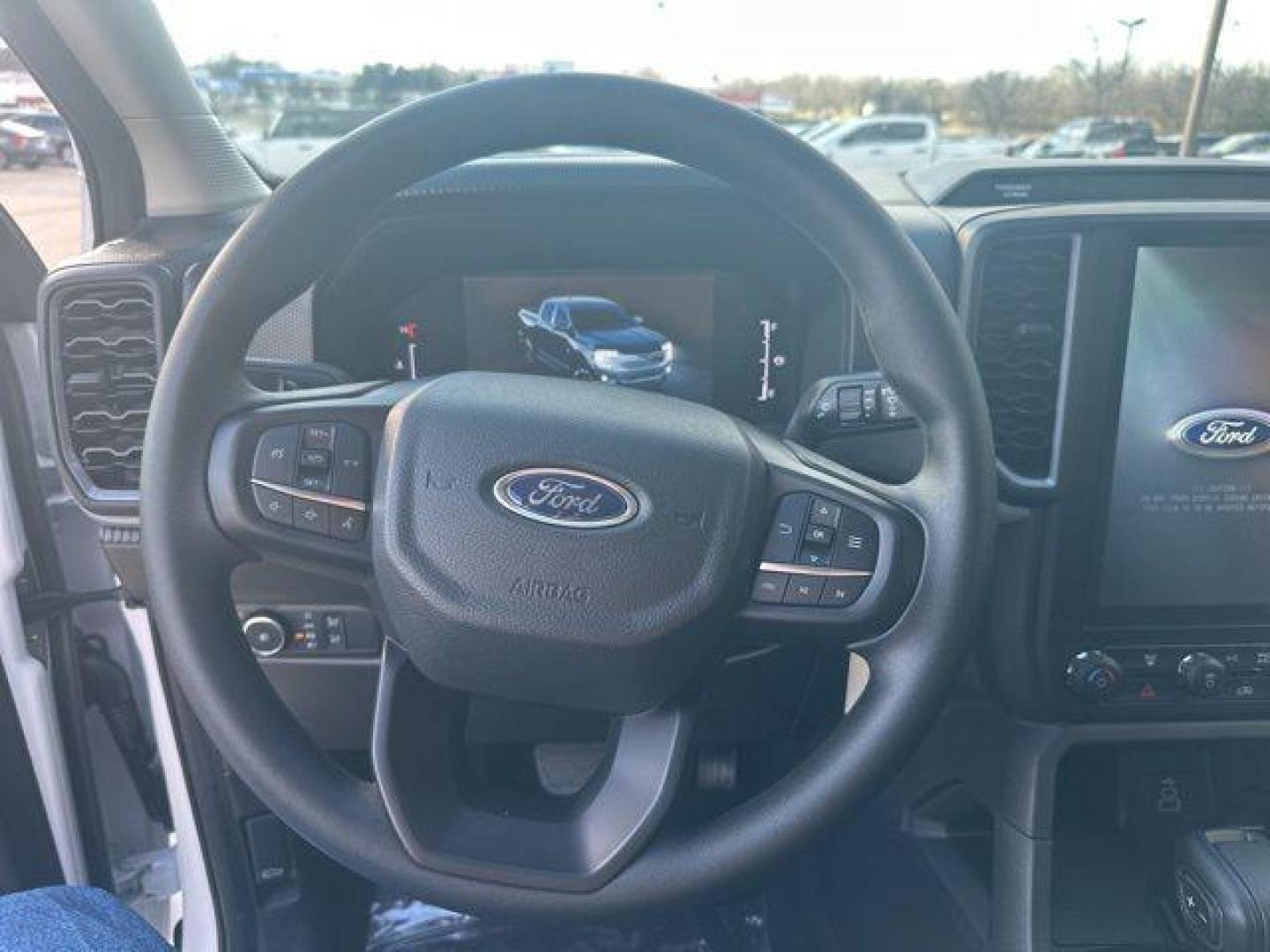 2025 Oxford White /Ebony Interior Trim Ford Ranger XL (1FTER4BH0SL) with an EcoBoost 2.3L I4 GTDi DOHC Turbocharged VCT engine, Automatic transmission, located at 1105 E Mulberry, Kaufman, TX, 75142, (972) 962-2151, 32.589550, -96.300926 - $3,475 off MSRP! Priced below KBB Fair Purchase Price!<br><br><br>Oxford White 2025 Ford Ranger 4D Crew Cab XL RWD 10-Speed Automatic EcoBoost 2.3L I4 GTDi DOHC Turbocharged VCT 21/25 City/Highway MPG Price includes: $1000 - Truck Month Bonus Customer Cash. Exp. 03/31/2026 $2000 - Bonus Customer Cas - Photo#8