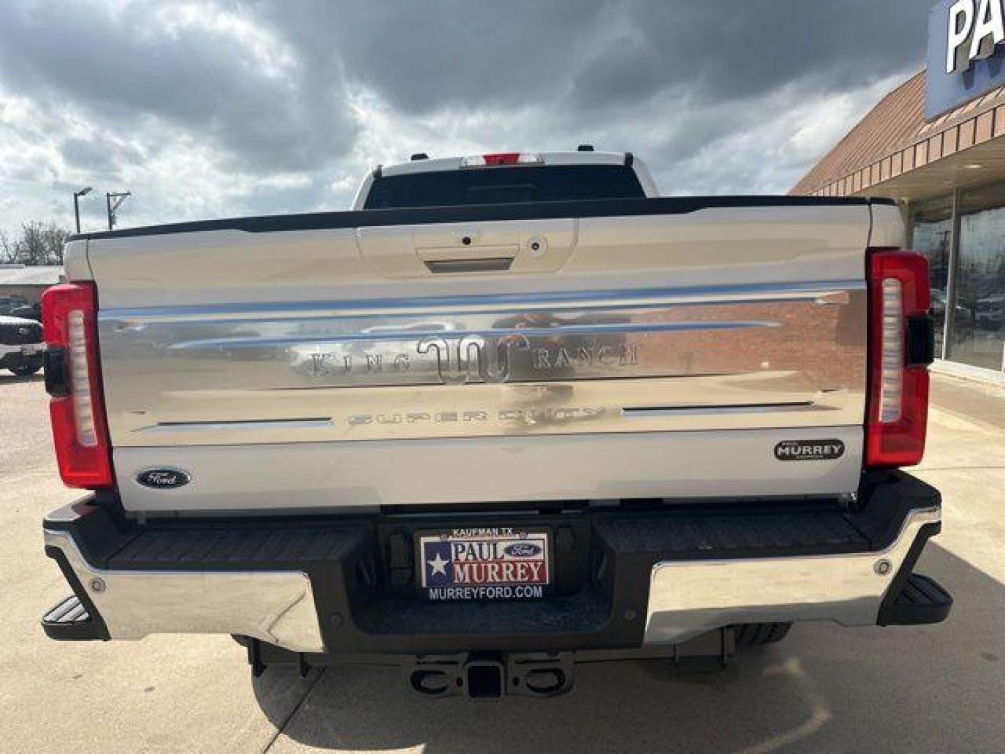 2026 Star White Metallic Tri-Coat /Java Ford F-250SD (1FT8W2BM8TE) with an 6.7L High Output Power Stroke V8 Diesel engine, Automatic transmission, located at 1105 E Mulberry, Kaufman, TX, 75142, (972) 962-2151, 32.589550, -96.300926 - $4,558 off MSRP!<br><br>4WD.<br>Star White Metallic Tri-Coat 2026 Ford F-250SD 4D Crew Cab 4WD 10-Speed Automatic 6.7L High Output Power Stroke V8 Diesel - Photo#3