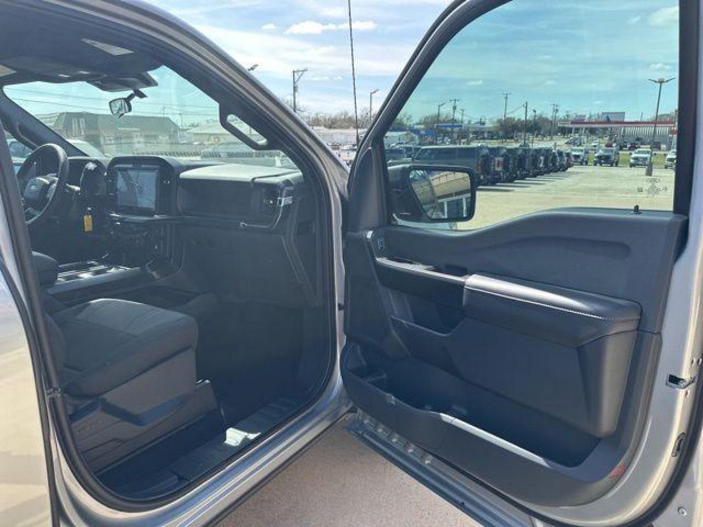 2026 Iconic Silver Metallic /Black Ford F-150 STX (1FTEW2KPXTK) with an 2.7L V6 EcoBoost engine, Automatic transmission, located at 1105 E Mulberry, Kaufman, TX, 75142, (972) 962-2151, 32.589550, -96.300926 - $3,000 off MSRP! Priced below KBB Fair Purchase Price!<br><br><br>Iconic Silver Metallic 2026 Ford F-150 4D SuperCrew STX RWD 10-Speed Automatic 2.7L V6 EcoBoost 20/26 City/Highway MPG<br><br>20/26 City/Highway MPG Price includes: $1000 - Retail Bonus Cash. Exp. 03/31/2026 $2000 - Retail Customer Ca - Photo#14