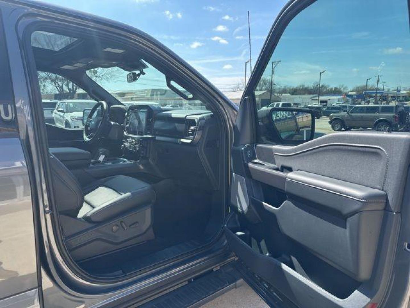 2026 Gray Metallic /Black Ford F-150 Lariat (1FTFW5L58TF) with an 5.0L V8 engine, Automatic transmission, located at 1105 E Mulberry, Kaufman, TX, 75142, (972) 962-2151, 32.589550, -96.300926 - $1,000 off MSRP!<br><br>4WD.<br>Carbonized Gray Metallic 2026 Ford F-150 4D SuperCrew Lariat 4WD 10-Speed Automatic 5.0L V8 17/22 City/Highway MPG Price includes: $1000 - Employee Pricing Retail Customer Cash. Exp. 07/06/2026 - Photo#16