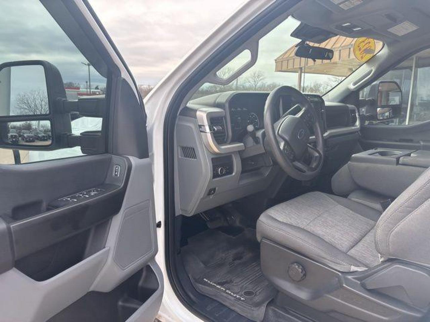 2023 Oxford White /Medium Dark Slate Ford F-350SD XL (1FT8W3DT6PE) with an Power Stroke 6.7L V8 DI 32V OHV Turbodiesel engine, Automatic transmission, located at 1105 E Mulberry, Kaufman, TX, 75142, (972) 962-2151, 32.589550, -96.300926 - Photo#9