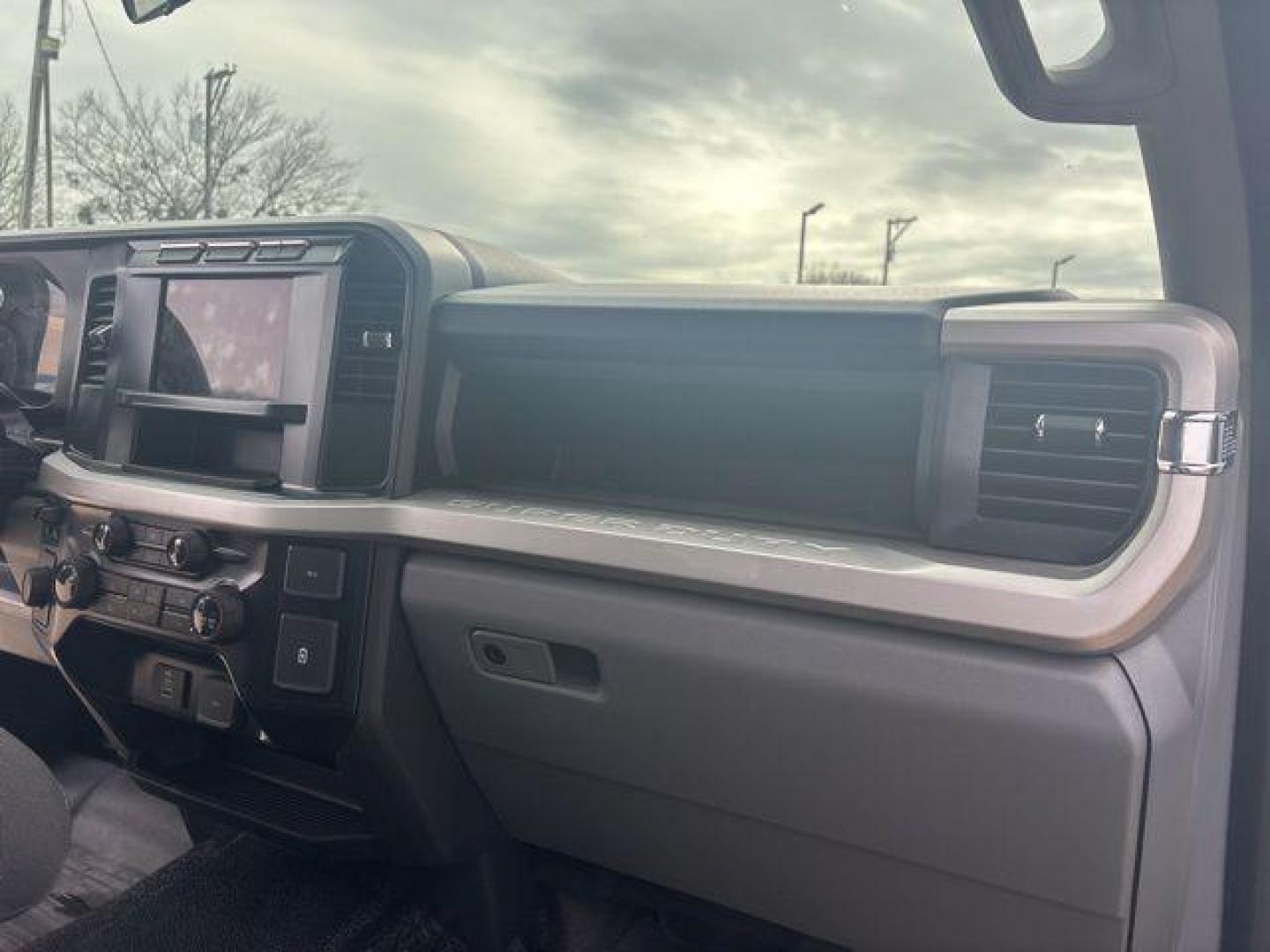 2023 Oxford White /Medium Dark Slate Ford F-350SD XL (1FT8W3DT6PE) with an Power Stroke 6.7L V8 DI 32V OHV Turbodiesel engine, Automatic transmission, located at 1105 E Mulberry, Kaufman, TX, 75142, (972) 962-2151, 32.589550, -96.300926 - Photo#16