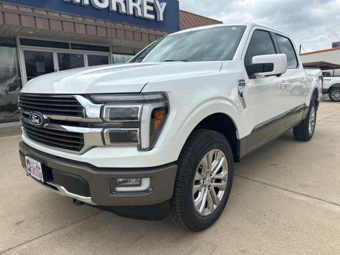 2026 White /Gray Ford F-150 King Ranch (1FTFW6L83TF) with an 3.5L V6 EcoBoost engine, Automatic transmission, located at 1105 E Mulberry, Kaufman, TX, 75142, (972) 962-2151, 32.589550, -96.300926 - 4WD.<br>White 2026 Ford F-150 4D SuperCrew King Ranch 4WD 10-Speed Automatic 3.5L V6 EcoBoost 18/23 City/Highway MPG - Photo#1