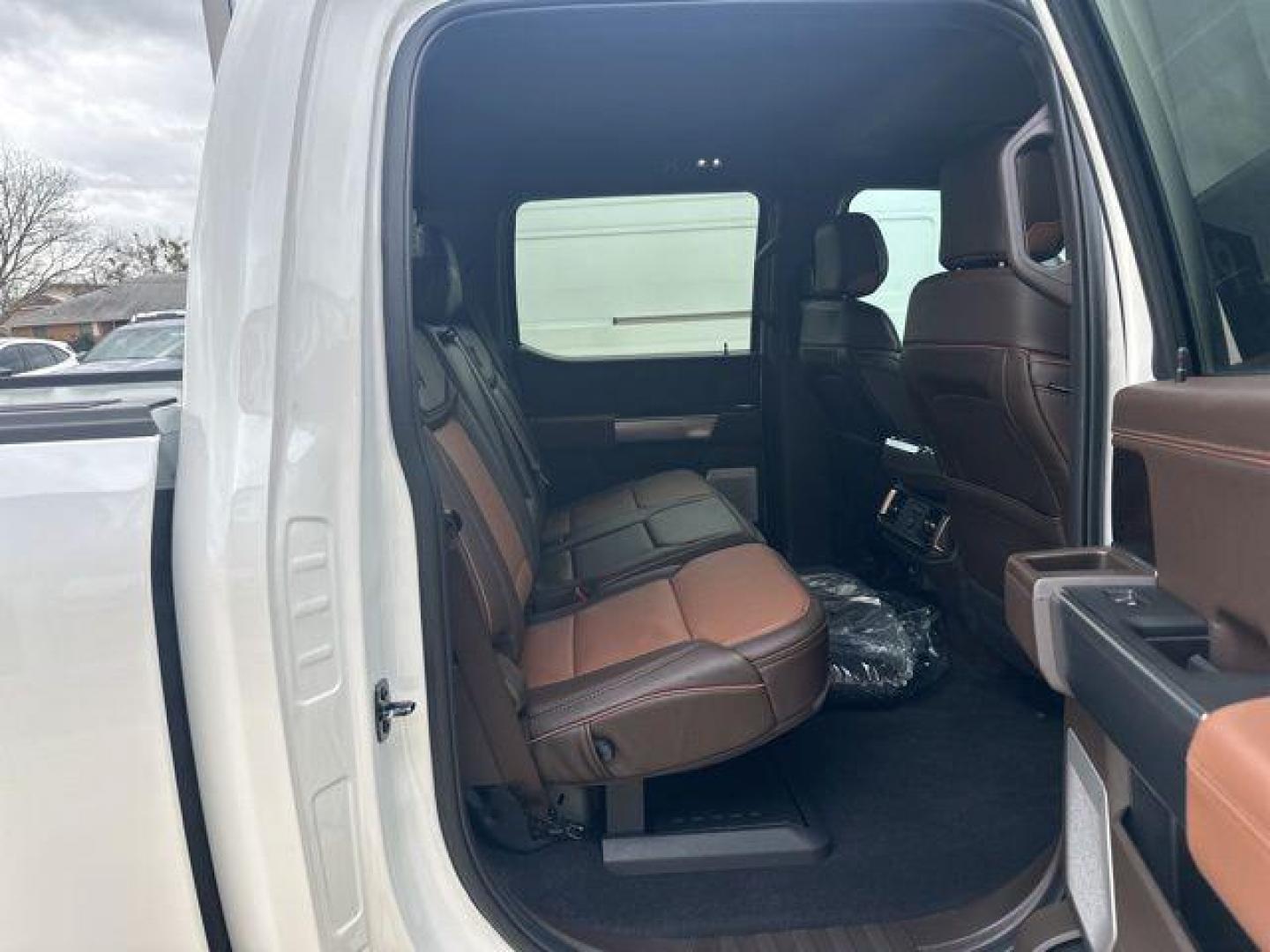 2026 White /Gray Ford F-150 King Ranch (1FTFW6L83TF) with an 3.5L V6 EcoBoost engine, Automatic transmission, located at 1105 E Mulberry, Kaufman, TX, 75142, (972) 962-2151, 32.589550, -96.300926 - 4WD.<br>White 2026 Ford F-150 4D SuperCrew King Ranch 4WD 10-Speed Automatic 3.5L V6 EcoBoost 18/23 City/Highway MPG - Photo#16