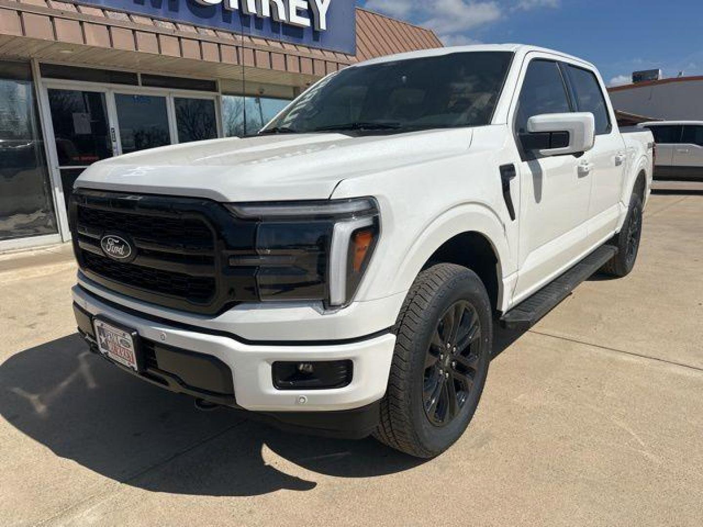 2026 Star White Metallic Tri-Coat /Black Ford F-150 Lariat (1FTFW5L53TF) with an 5.0L V8 engine, Automatic transmission, located at 1105 E Mulberry, Kaufman, TX, 75142, (972) 962-2151, 32.589550, -96.300926 - $3,000 off MSRP!<br><br>4WD.<br>Star White Metallic Tri-Coat 2026 Ford F-150 4D SuperCrew Lariat 4WD 10-Speed Automatic 5.0L V8 17/22 City/Highway MPG Price includes: $3000 - Retail Customer Cash. Exp. 04/30/2026 - Photo#1