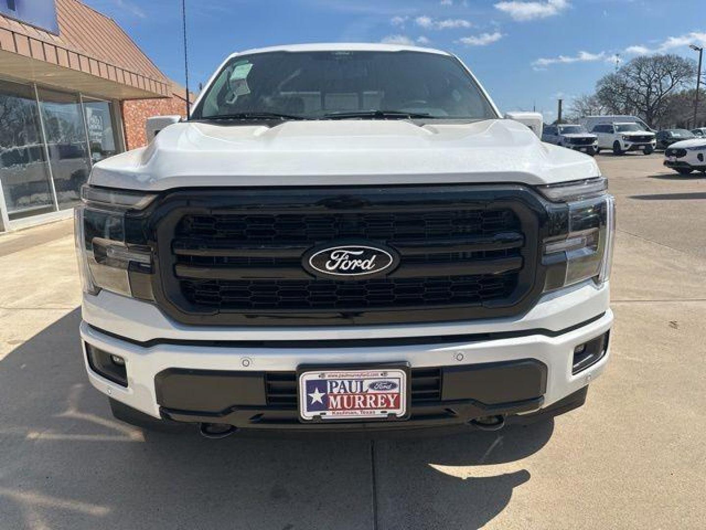 2026 Star White Metallic Tri-Coat /Black Ford F-150 Lariat (1FTFW5L53TF) with an 5.0L V8 engine, Automatic transmission, located at 1105 E Mulberry, Kaufman, TX, 75142, (972) 962-2151, 32.589550, -96.300926 - $3,000 off MSRP!<br><br>4WD.<br>Star White Metallic Tri-Coat 2026 Ford F-150 4D SuperCrew Lariat 4WD 10-Speed Automatic 5.0L V8 17/22 City/Highway MPG Price includes: $3000 - Retail Customer Cash. Exp. 04/30/2026 - Photo#6