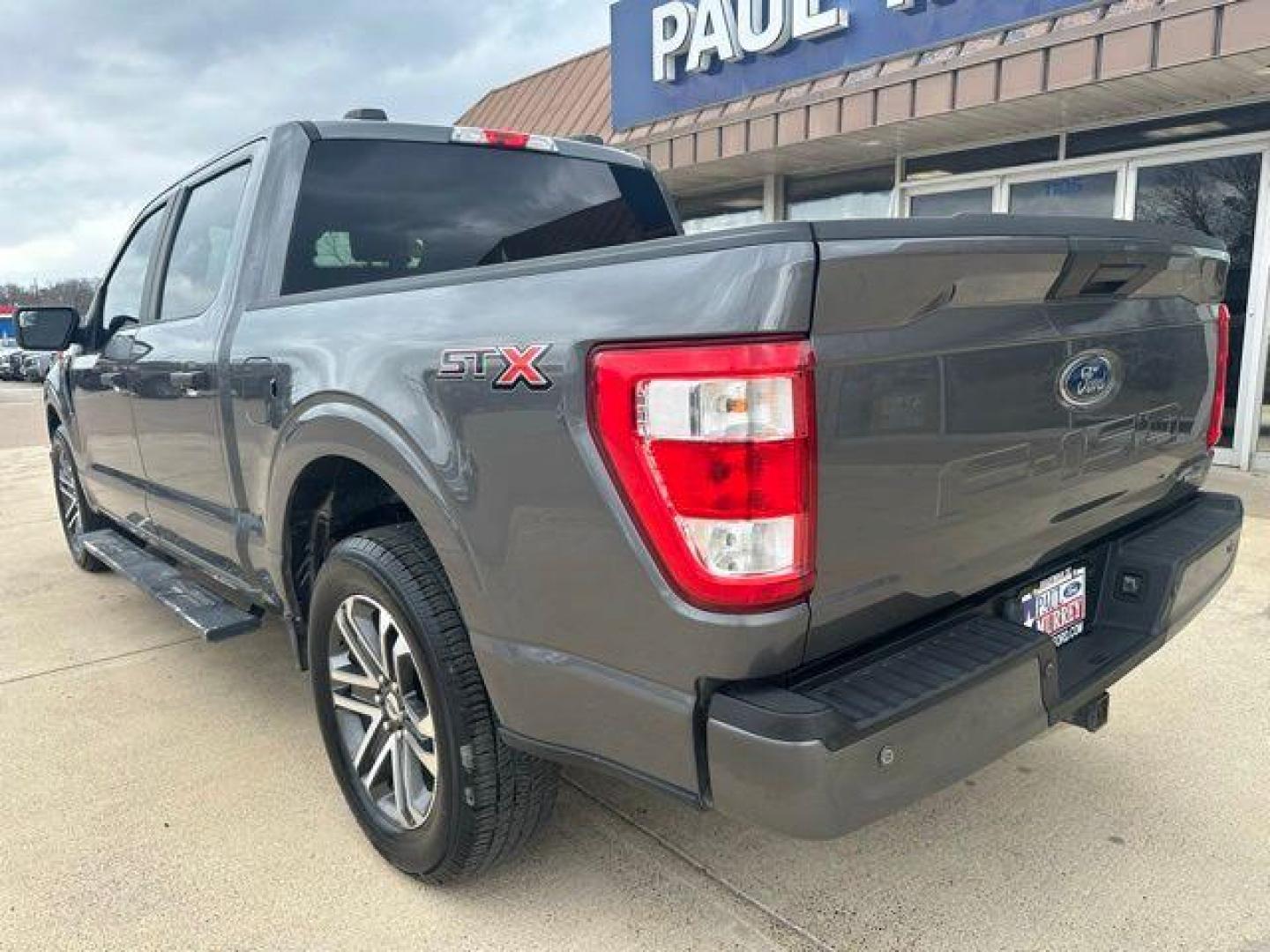 2021 Gray /Black Ford F-150 XL (1FTEW1CP9MK) with an 2.7L V6 EcoBoost engine, Automatic transmission, located at 1105 E Mulberry, Kaufman, TX, 75142, (972) 962-2151, 32.589550, -96.300926 - Gray 2021 Ford F-150 4D SuperCrew XL RWD 10-Speed Automatic 2.7L V6 EcoBoost Priced below KBB Fair Purchase Price!<br><br><br>Odometer is 35834 miles below market average! 20/26 City/Highway MPG<br><br>Awards:<br> * NACTOY 2021 North American Truck of the Year<br>Please call Paul Murrey Ford Inc. I - Photo#2