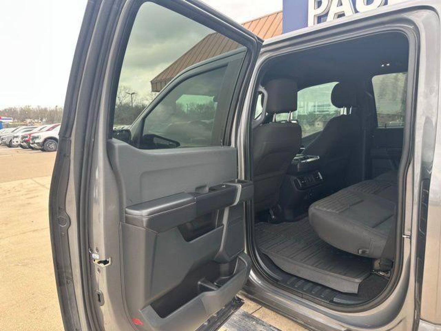 2021 Gray /Black Ford F-150 XL (1FTEW1CP9MK) with an 2.7L V6 EcoBoost engine, Automatic transmission, located at 1105 E Mulberry, Kaufman, TX, 75142, (972) 962-2151, 32.589550, -96.300926 - Gray 2021 Ford F-150 4D SuperCrew XL RWD 10-Speed Automatic 2.7L V6 EcoBoost Priced below KBB Fair Purchase Price!<br><br><br>Odometer is 35834 miles below market average! 20/26 City/Highway MPG<br><br>Awards:<br> * NACTOY 2021 North American Truck of the Year<br>Please call Paul Murrey Ford Inc. I - Photo#10