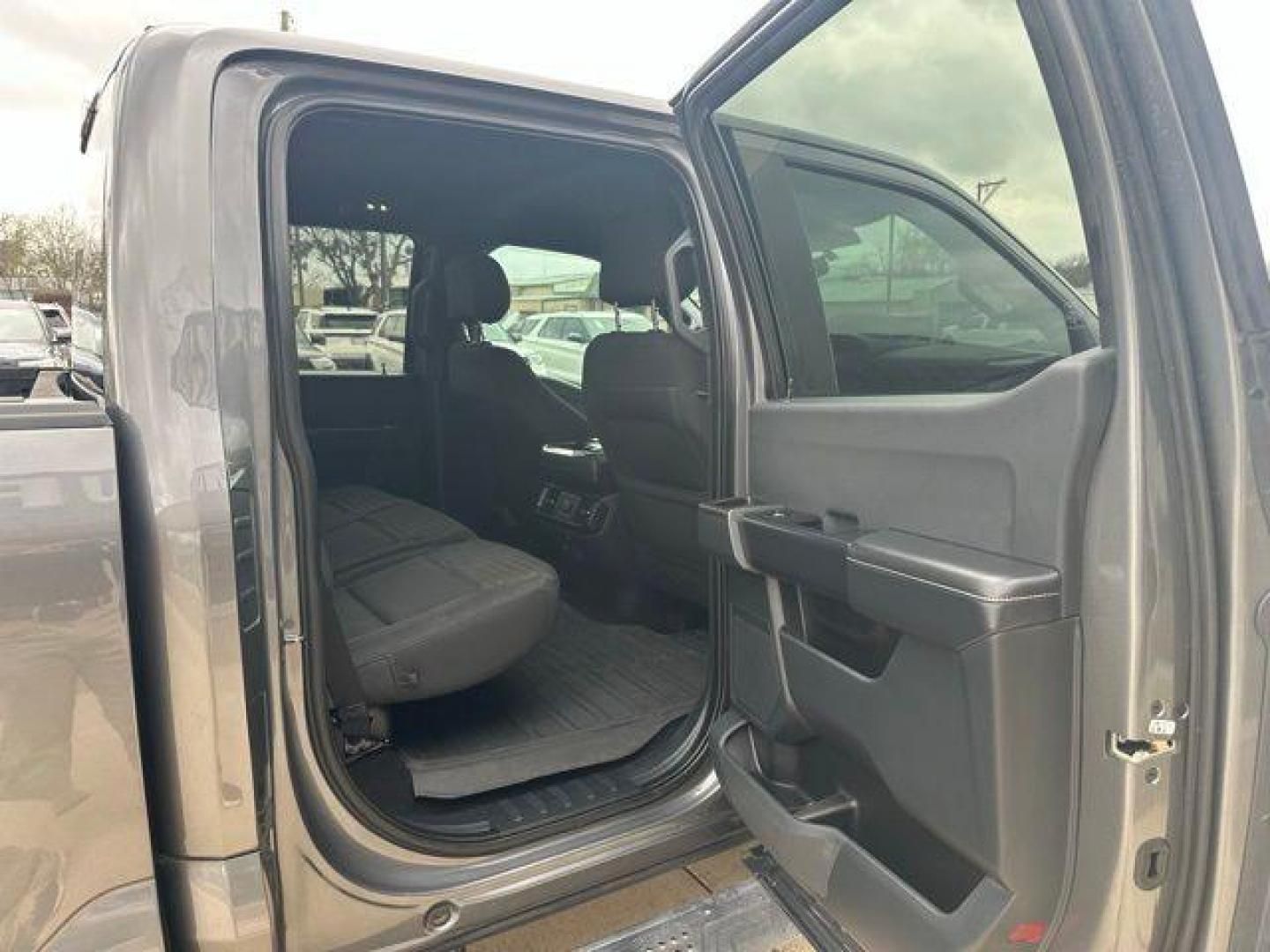 2021 Gray /Black Ford F-150 XL (1FTEW1CP9MK) with an 2.7L V6 EcoBoost engine, Automatic transmission, located at 1105 E Mulberry, Kaufman, TX, 75142, (972) 962-2151, 32.589550, -96.300926 - Gray 2021 Ford F-150 4D SuperCrew XL RWD 10-Speed Automatic 2.7L V6 EcoBoost Priced below KBB Fair Purchase Price!<br><br><br>Odometer is 35834 miles below market average! 20/26 City/Highway MPG<br><br>Awards:<br> * NACTOY 2021 North American Truck of the Year<br>Please call Paul Murrey Ford Inc. I - Photo#12