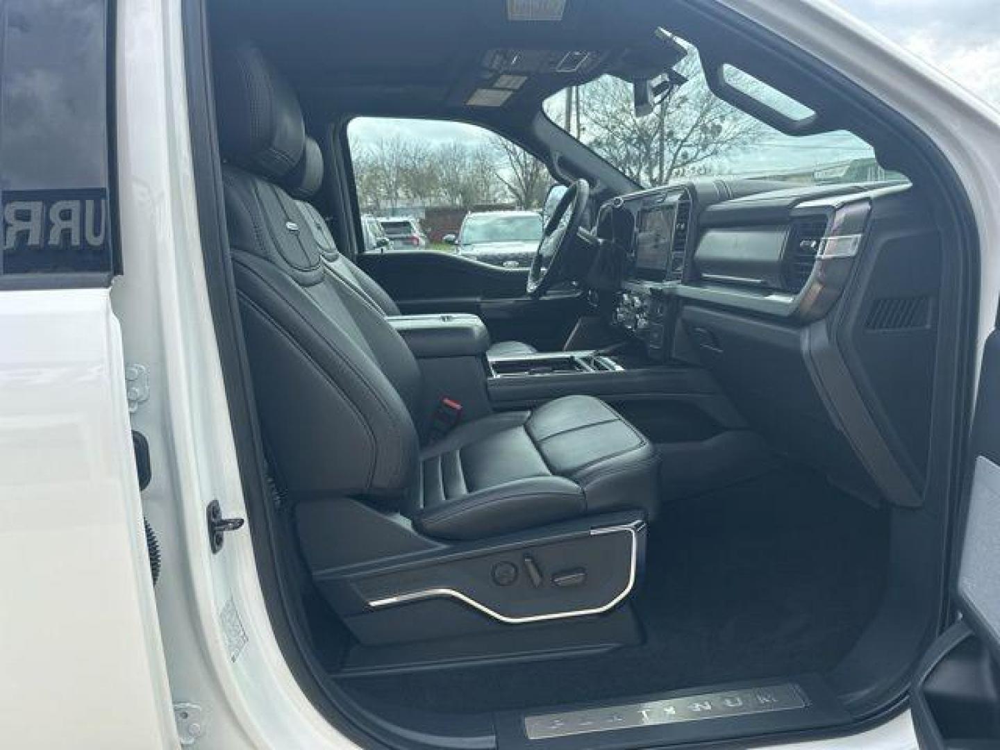 2026 Star White Metallic Tri-Coat /Black Onyx Ford F-250SD Platinum (1FT8W2BMXTE) with an 6.7L High Output Power Stroke V8 Diesel engine, Automatic transmission, located at 1105 E Mulberry, Kaufman, TX, 75142, (972) 962-2151, 32.589550, -96.300926 - Recent Arrival!<br><br>4WD.<br>Star White Metallic Tri-Coat 2026 Ford F-250SD 4D Crew Cab Platinum 4WD 10-Speed Automatic 6.7L High Output Power Stroke V8 Diesel - Photo#19