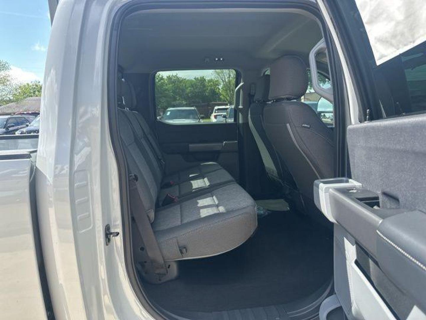 2026 Avalanche /Medium Dark Slate Ford F-250SD XL (1FT7W2BT4TE) with an Power Stroke 6.7L V8 DI 32V OHV Turbodiesel engine, Automatic transmission, located at 1105 E Mulberry, Kaufman, TX, 75142, (972) 962-2151, 32.589550, -96.300926 - Photo#13