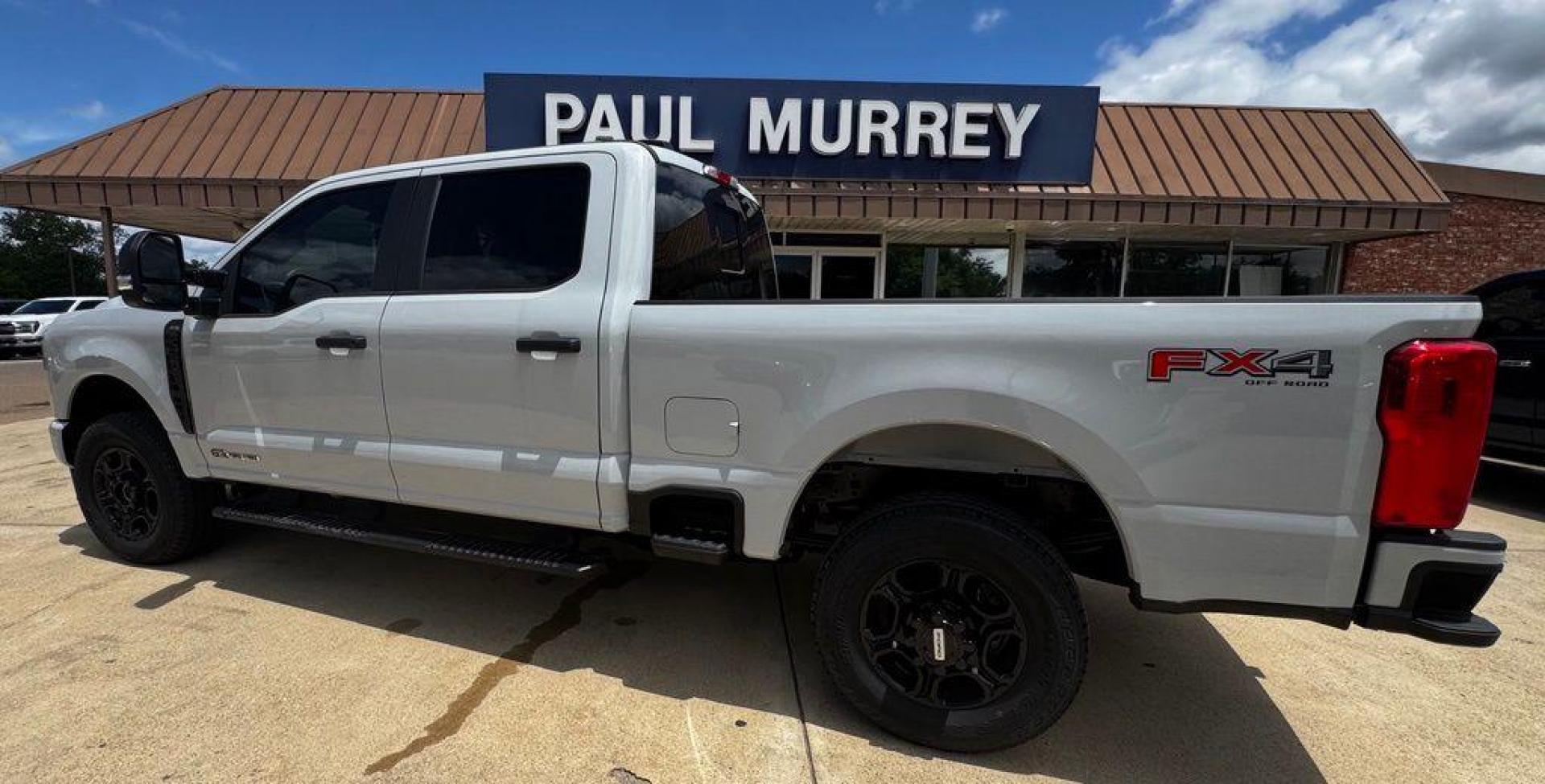 2026 Avalanche /Medium Dark Slate Ford F-250SD XL (1FT7W2BT4TE) with an Power Stroke 6.7L V8 DI 32V OHV Turbodiesel engine, Automatic transmission, located at 1105 E Mulberry, Kaufman, TX, 75142, (972) 962-2151, 32.589550, -96.300926 - Photo#2
