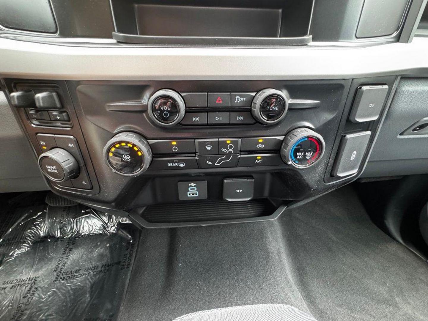 2026 Avalanche /Medium Dark Slate Ford F-250SD XL (1FT7W2BT4TE) with an Power Stroke 6.7L V8 DI 32V OHV Turbodiesel engine, Automatic transmission, located at 1105 E Mulberry, Kaufman, TX, 75142, (972) 962-2151, 32.589550, -96.300926 - Photo#16