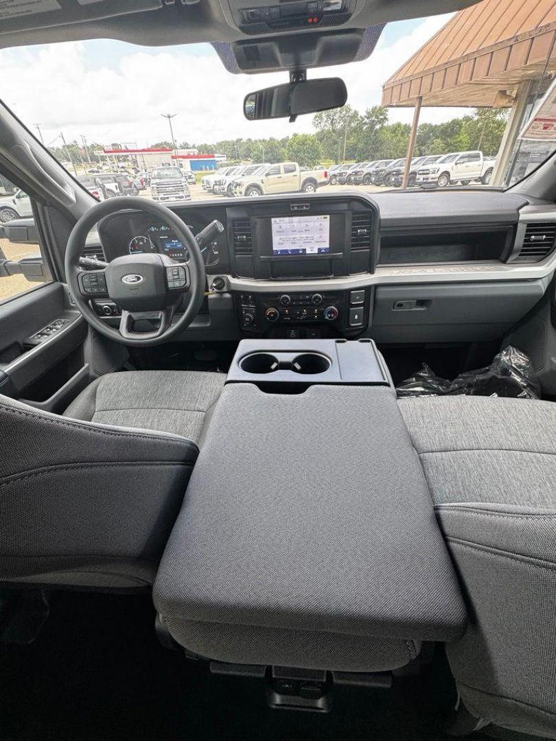 2026 Avalanche /Medium Dark Slate Ford F-250SD XL (1FT7W2BT4TE) with an Power Stroke 6.7L V8 DI 32V OHV Turbodiesel engine, Automatic transmission, located at 1105 E Mulberry, Kaufman, TX, 75142, (972) 962-2151, 32.589550, -96.300926 - Photo#20