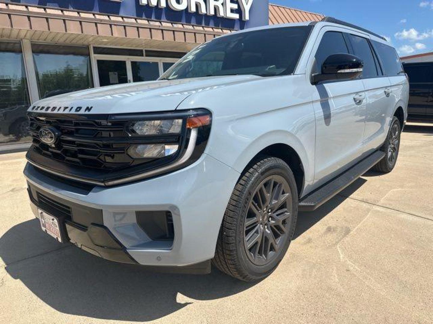 2026 Glacier Gray Metallic Tri-Coat /Black Ford Expedition Max Platinum (1FMJK1M85TE) with an EcoBoost 3.5L V6 GTDi DOHC 24V Twin Turbocharged engine, Automatic transmission, located at 1105 E Mulberry, Kaufman, TX, 75142, (972) 962-2151, 32.589550, -96.300926 - Photo#1