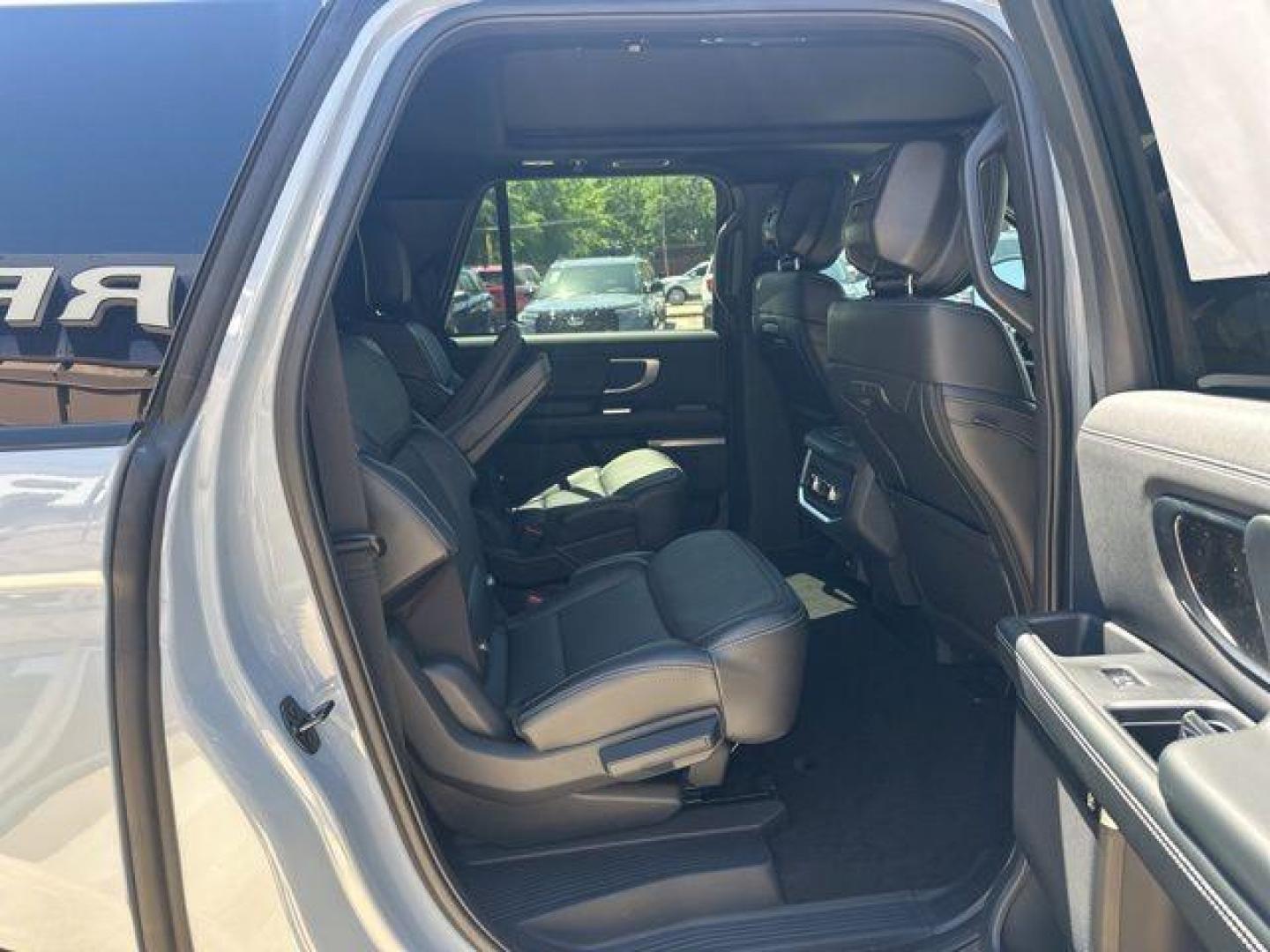 2026 Glacier Gray Metallic Tri-Coat /Black Ford Expedition Max Platinum (1FMJK1M85TE) with an EcoBoost 3.5L V6 GTDi DOHC 24V Twin Turbocharged engine, Automatic transmission, located at 1105 E Mulberry, Kaufman, TX, 75142, (972) 962-2151, 32.589550, -96.300926 - Photo#15