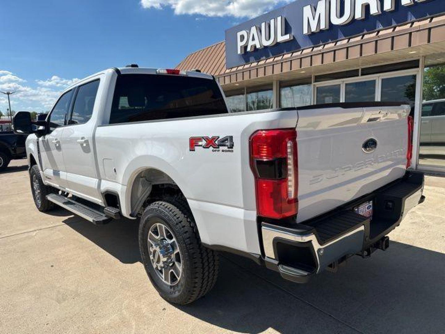2026 Oxford White /Baja Ford F-350SD Lariat (1FT8W3BT4TE) with an Power Stroke 6.7L V8 DI 32V OHV Turbodiesel engine, Automatic transmission, located at 1105 E Mulberry, Kaufman, TX, 75142, (972) 962-2151, 32.589550, -96.300926 - $3,554 off MSRP!<br><br>4WD.<br>Oxford White 2026 Ford F-350SD 4D Crew Cab Lariat 4WD 10-Speed Automatic Power Stroke 6.7L V8 DI 32V OHV Turbodiesel - Photo#2