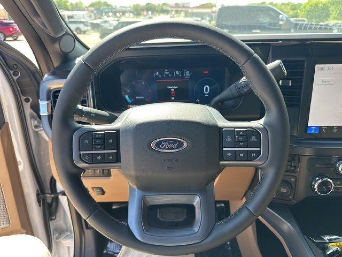 2026 Oxford White /Baja Ford F-350SD Lariat (1FT8W3BT4TE) with an Power Stroke 6.7L V8 DI 32V OHV Turbodiesel engine, Automatic transmission, located at 1105 E Mulberry, Kaufman, TX, 75142, (972) 962-2151, 32.589550, -96.300926 - $3,554 off MSRP!<br><br>4WD.<br>Oxford White 2026 Ford F-350SD 4D Crew Cab Lariat 4WD 10-Speed Automatic Power Stroke 6.7L V8 DI 32V OHV Turbodiesel - Photo#7