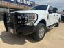 2022 Oxford White /Gray Ford F-250SD XLT (1FT7W2BT1NE) with an Power Stroke 6.7L V8 DI 32V OHV Turbodiesel engine, Automatic transmission, located at 1105 E Mulberry, Kaufman, TX, 75142, (972) 962-2151, 32.589550, -96.300926 - Oxford White 2022 Ford F-250SD 4D Crew Cab XLT 4WD 10-Speed Automatic Power Stroke 6.7L V8 DI 32V OHV Turbodiesel 4WD.<br><br><br>Recent Arrival! Odometer is 6493 miles below market average!<br><br><br>Please call Paul Murrey Ford Inc. In Kaufman Texas A Family Dealership Since 1952 Serving the Dall - Photo#1