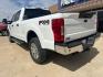 2022 Oxford White /Gray Ford F-250SD XLT (1FT7W2BT1NE) with an Power Stroke 6.7L V8 DI 32V OHV Turbodiesel engine, Automatic transmission, located at 1105 E Mulberry, Kaufman, TX, 75142, (972) 962-2151, 32.589550, -96.300926 - Oxford White 2022 Ford F-250SD 4D Crew Cab XLT 4WD 10-Speed Automatic Power Stroke 6.7L V8 DI 32V OHV Turbodiesel 4WD.<br><br><br>Recent Arrival! Odometer is 6493 miles below market average!<br><br><br>Please call Paul Murrey Ford Inc. In Kaufman Texas A Family Dealership Since 1952 Serving the Dall - Photo#2