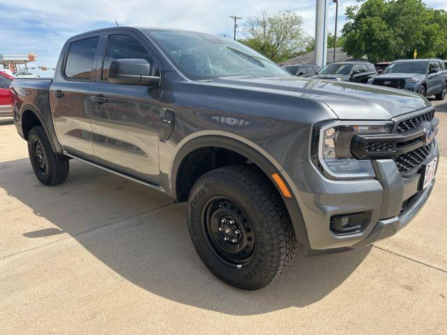 2026 Gray /Ebony Ford Ranger XL (1FTER4BH7TL) with an EcoBoost 2.3L I4 GTDi DOHC Turbocharged VCT engine, Automatic transmission, located at 1105 E Mulberry, Kaufman, TX, 75142, (972) 962-2151, 32.589550, -96.300926 - Gray 2026 Ford Ranger 4D Crew Cab XL RWD 10-Speed Automatic EcoBoost 2.3L I4 GTDi DOHC Turbocharged VCT 21/25 City/Highway MPG - Photo#4
