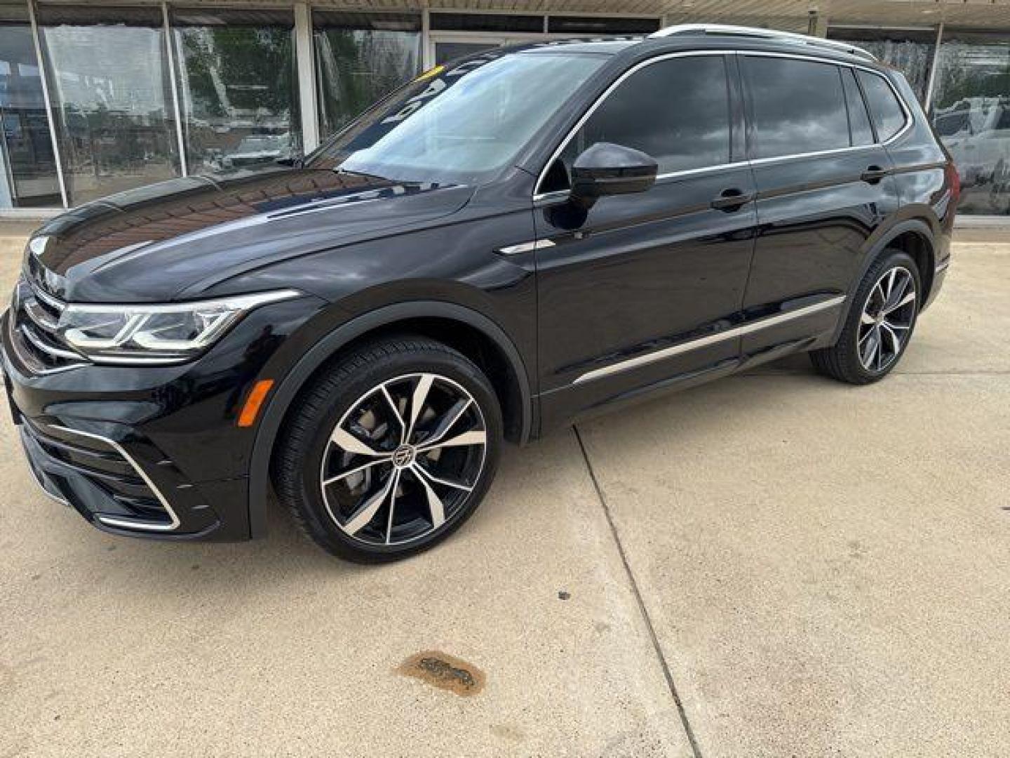 2024 Deep Black /Noisette Brown Volkswagen Tiguan 2.0T SEL R-Line (3VV4B7AX6RM) with an 2.0L TSI DOHC engine, Automatic transmission, located at 1105 E Mulberry, Kaufman, TX, 75142, (972) 962-2151, 32.589550, -96.300926 - Deep Black 2024 Volkswagen Tiguan 4D Sport Utility 2.0T SEL R-Line AWD 8-Speed Automatic with Tiptronic 2.0L TSI DOHC AWD.<br><br><br>Recent Arrival! Odometer is 1646 miles below market average! 22/29 City/Highway MPG<br><br><br>Please call Paul Murrey Ford Inc. In Kaufman Texas A Family Dealership - Photo#1