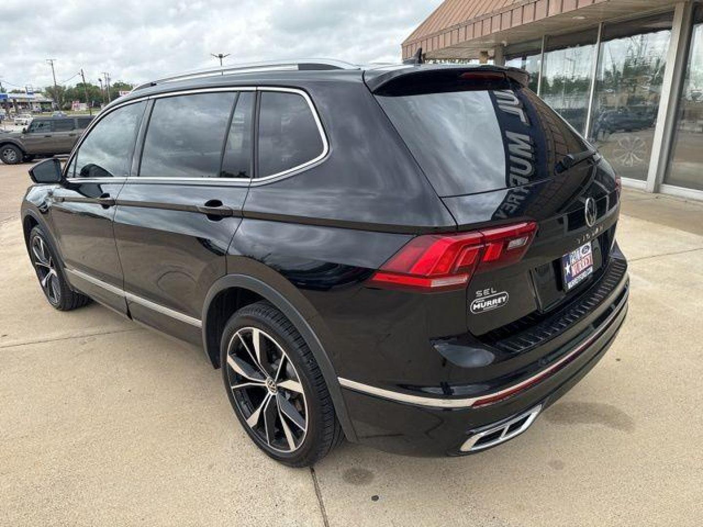 2024 Deep Black /Noisette Brown Volkswagen Tiguan 2.0T SEL R-Line (3VV4B7AX6RM) with an 2.0L TSI DOHC engine, Automatic transmission, located at 1105 E Mulberry, Kaufman, TX, 75142, (972) 962-2151, 32.589550, -96.300926 - Deep Black 2024 Volkswagen Tiguan 4D Sport Utility 2.0T SEL R-Line AWD 8-Speed Automatic with Tiptronic 2.0L TSI DOHC AWD.<br><br><br>Recent Arrival! Odometer is 1646 miles below market average! 22/29 City/Highway MPG<br><br><br>Please call Paul Murrey Ford Inc. In Kaufman Texas A Family Dealership - Photo#27