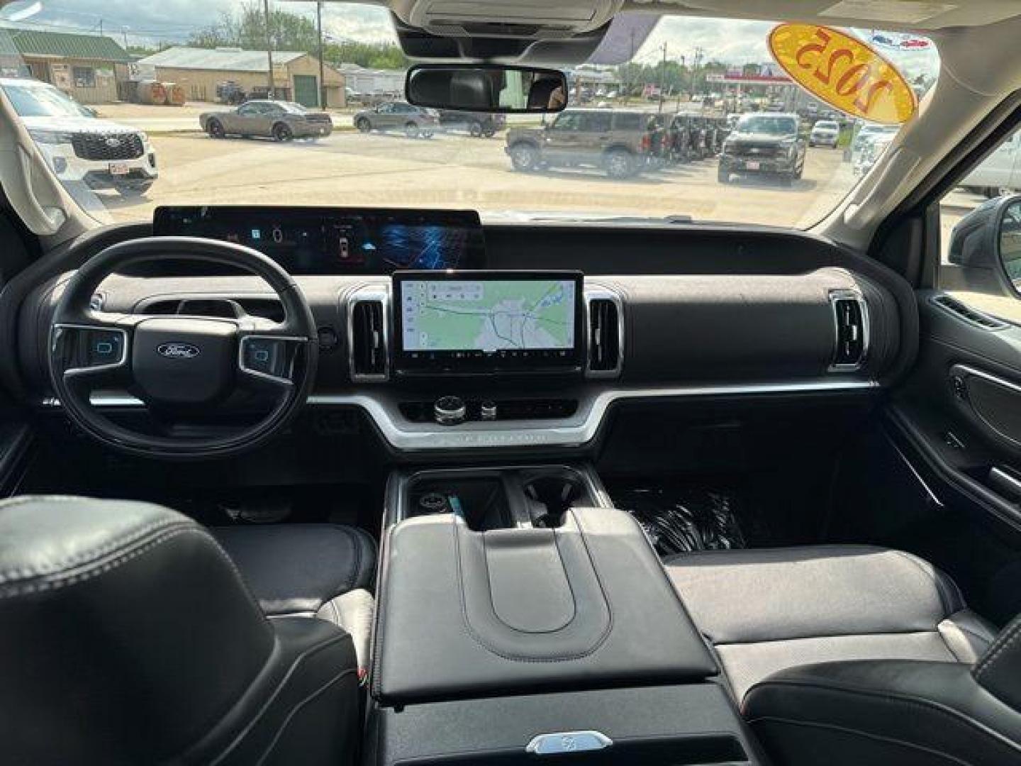 2025 Oxford White /Black Onyx Ford Expedition Platinum (1FMJU1M8XSE) with an EcoBoost 3.5L V6 GTDi DOHC 24V Twin Turbocharged engine, Automatic transmission, located at 1105 E Mulberry, Kaufman, TX, 75142, (972) 962-2151, 32.589550, -96.300926 - White / Oxford White 2025 Ford Expedition 4D Sport Utility Platinum 4WD 10-Speed Automatic EcoBoost 3.5L V6 GTDi DOHC 24V Twin Turbocharged 4WD. Priced below KBB Fair Purchase Price!<br><br><br>Please call Paul Murrey Ford Inc. In Kaufman Texas A Family Dealership Since 1952 Serving the Dallas Fort - Photo#24