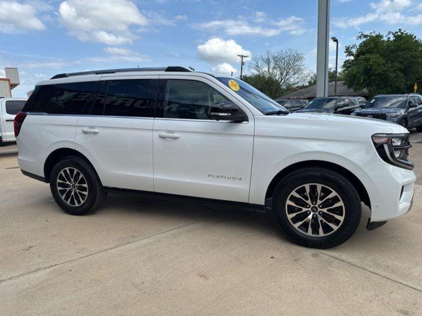 2025 Oxford White /Black Onyx Ford Expedition Platinum (1FMJU1M8XSE) with an EcoBoost 3.5L V6 GTDi DOHC 24V Twin Turbocharged engine, Automatic transmission, located at 1105 E Mulberry, Kaufman, TX, 75142, (972) 962-2151, 32.589550, -96.300926 - White / Oxford White 2025 Ford Expedition 4D Sport Utility Platinum 4WD 10-Speed Automatic EcoBoost 3.5L V6 GTDi DOHC 24V Twin Turbocharged 4WD. Priced below KBB Fair Purchase Price!<br><br><br>Please call Paul Murrey Ford Inc. In Kaufman Texas A Family Dealership Since 1952 Serving the Dallas Fort - Photo#38