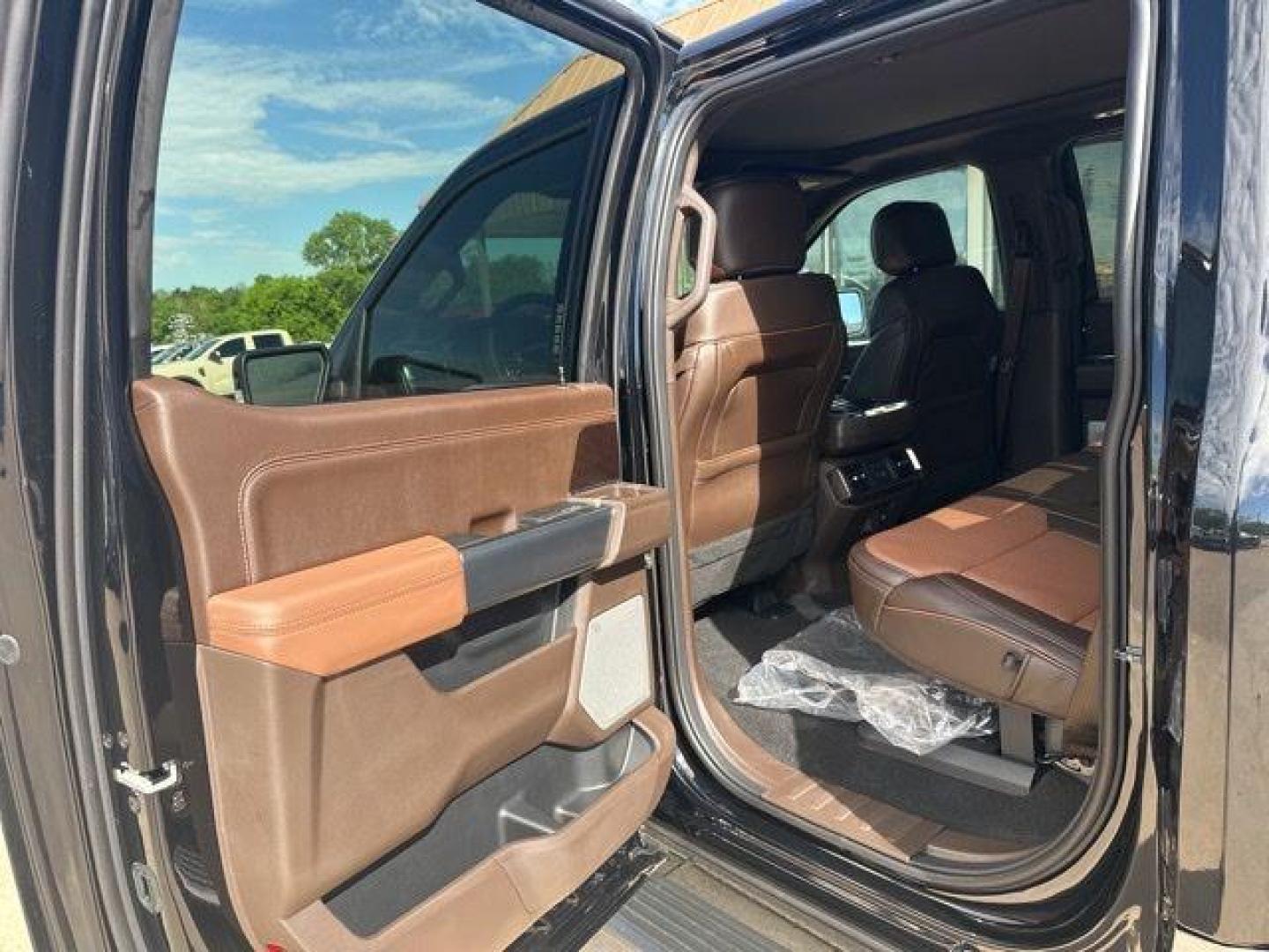 2026 Agate Black Metallic /Kr Bucket Seats Ford F-150 King Ranch (1FTFW6L89TF) with an 3.5L V6 EcoBoost engine, Automatic transmission, located at 1105 E Mulberry, Kaufman, TX, 75142, (972) 962-2151, 32.589550, -96.300926 - Recent Arrival!<br><br>4WD.<br>Agate Black Metallic 2026 Ford F-150 4D SuperCrew King Ranch 4WD 10-Speed Automatic 3.5L V6 EcoBoost 18/23 City/Highway MPG - Photo#13