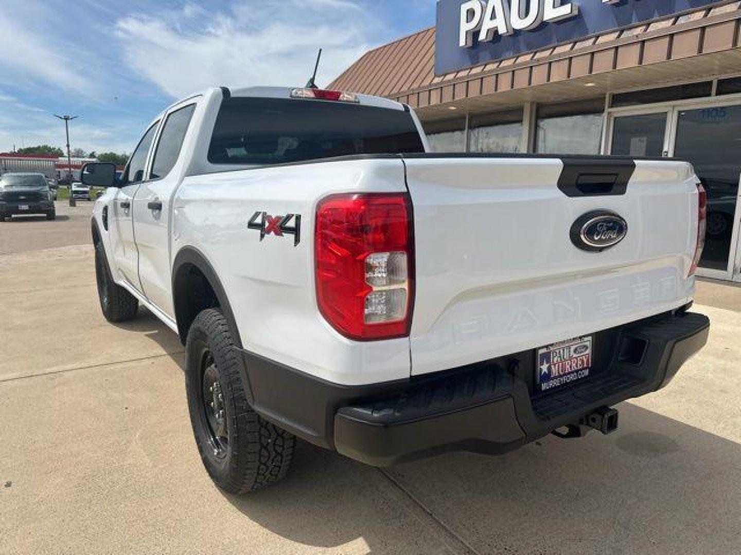 2026 Oxford White /Ebony Seats Ford Ranger XL (1FTER4PH0TL) with an EcoBoost 2.3L I4 GTDi DOHC Turbocharged VCT engine, Automatic transmission, located at 1105 E Mulberry, Kaufman, TX, 75142, (972) 962-2151, 32.589550, -96.300926 - 4WD.<br>White / Oxford White 2026 Ford Ranger 4D Crew Cab XL 4WD 10-Speed Automatic EcoBoost 2.3L I4 GTDi DOHC Turbocharged VCT 20/24 City/Highway MPG - Photo#2