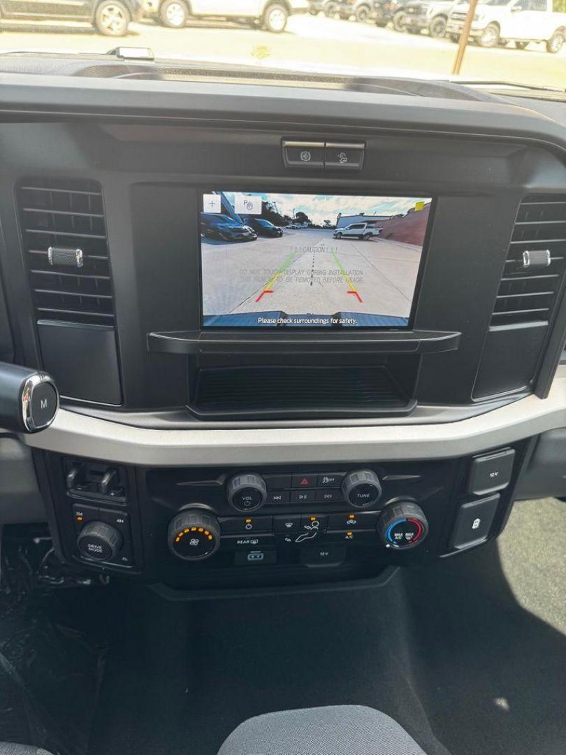 2026 Oxford White /Medium Dark Slate Ford F-250SD XL (1FT7W2BTXTE) with an Power Stroke 6.7L V8 DI 32V OHV Turbodiesel engine, Automatic transmission, located at 1105 E Mulberry, Kaufman, TX, 75142, (972) 962-2151, 32.589550, -96.300926 - $4,154 off MSRP!<br><br>4WD.<br>Oxford White 2026 Ford F-250SD 4D Crew Cab XL 4WD 10-Speed Automatic Power Stroke 6.7L V8 DI 32V OHV Turbodiesel Price includes: $1000 - Employee Pricing Retail Customer Cash. Exp. 07/06/2026 - Photo#15