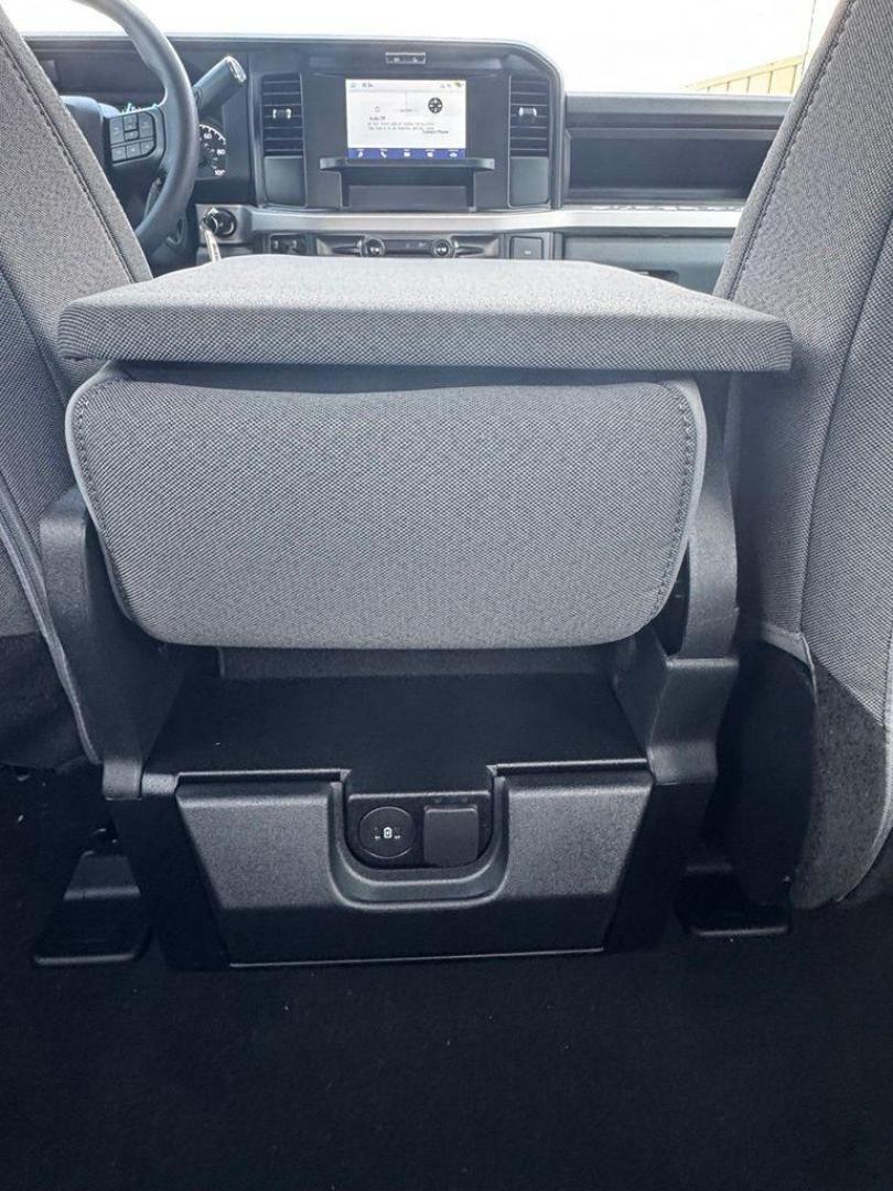 2026 Oxford White /Medium Dark Slate Ford F-250SD XL (1FT7W2BTXTE) with an Power Stroke 6.7L V8 DI 32V OHV Turbodiesel engine, Automatic transmission, located at 1105 E Mulberry, Kaufman, TX, 75142, (972) 962-2151, 32.589550, -96.300926 - $4,154 off MSRP!<br><br>4WD.<br>Oxford White 2026 Ford F-250SD 4D Crew Cab XL 4WD 10-Speed Automatic Power Stroke 6.7L V8 DI 32V OHV Turbodiesel Price includes: $1000 - Employee Pricing Retail Customer Cash. Exp. 07/06/2026 - Photo#20