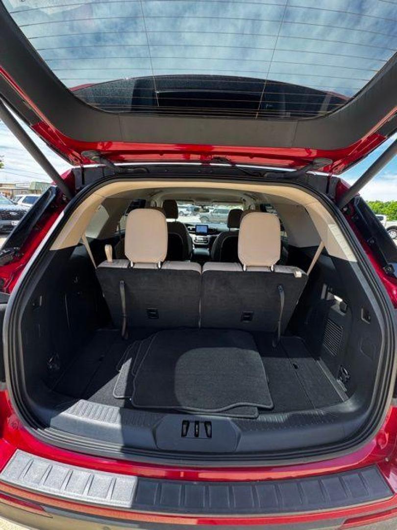 2022 Red Metallic /Sandstone Ford Explorer XLT (1FMSK7DH9NG) with an 2.3L EcoBoost I-4 engine, Automatic transmission, located at 1105 E Mulberry, Kaufman, TX, 75142, (972) 962-2151, 32.589550, -96.300926 - Red Metallic 2022 Ford Explorer 4D Sport Utility XLT RWD 10-Speed Automatic 2.3L EcoBoost I-4<br><br><br>Odometer is 5501 miles below market average! 21/28 City/Highway MPG<br><br><br>Please call Paul Murrey Ford Inc. In Kaufman Texas A Family Dealership Since 1952 Serving the Dallas Fort Worth and - Photo#21