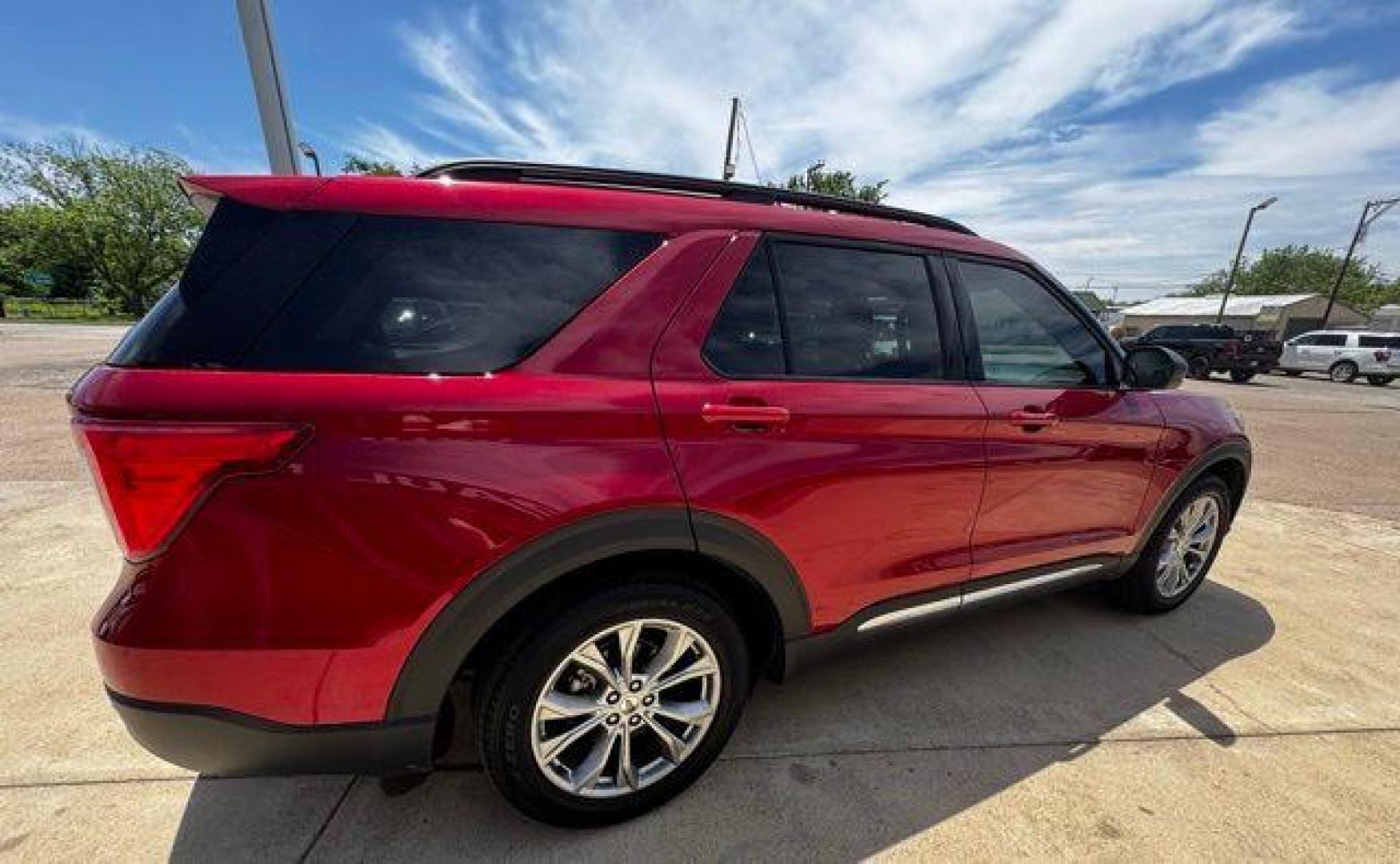 2022 Red Metallic /Sandstone Ford Explorer XLT (1FMSK7DH9NG) with an 2.3L EcoBoost I-4 engine, Automatic transmission, located at 1105 E Mulberry, Kaufman, TX, 75142, (972) 962-2151, 32.589550, -96.300926 - Red Metallic 2022 Ford Explorer 4D Sport Utility XLT RWD 10-Speed Automatic 2.3L EcoBoost I-4<br><br><br>Odometer is 5501 miles below market average! 21/28 City/Highway MPG<br><br><br>Please call Paul Murrey Ford Inc. In Kaufman Texas A Family Dealership Since 1952 Serving the Dallas Fort Worth and - Photo#23