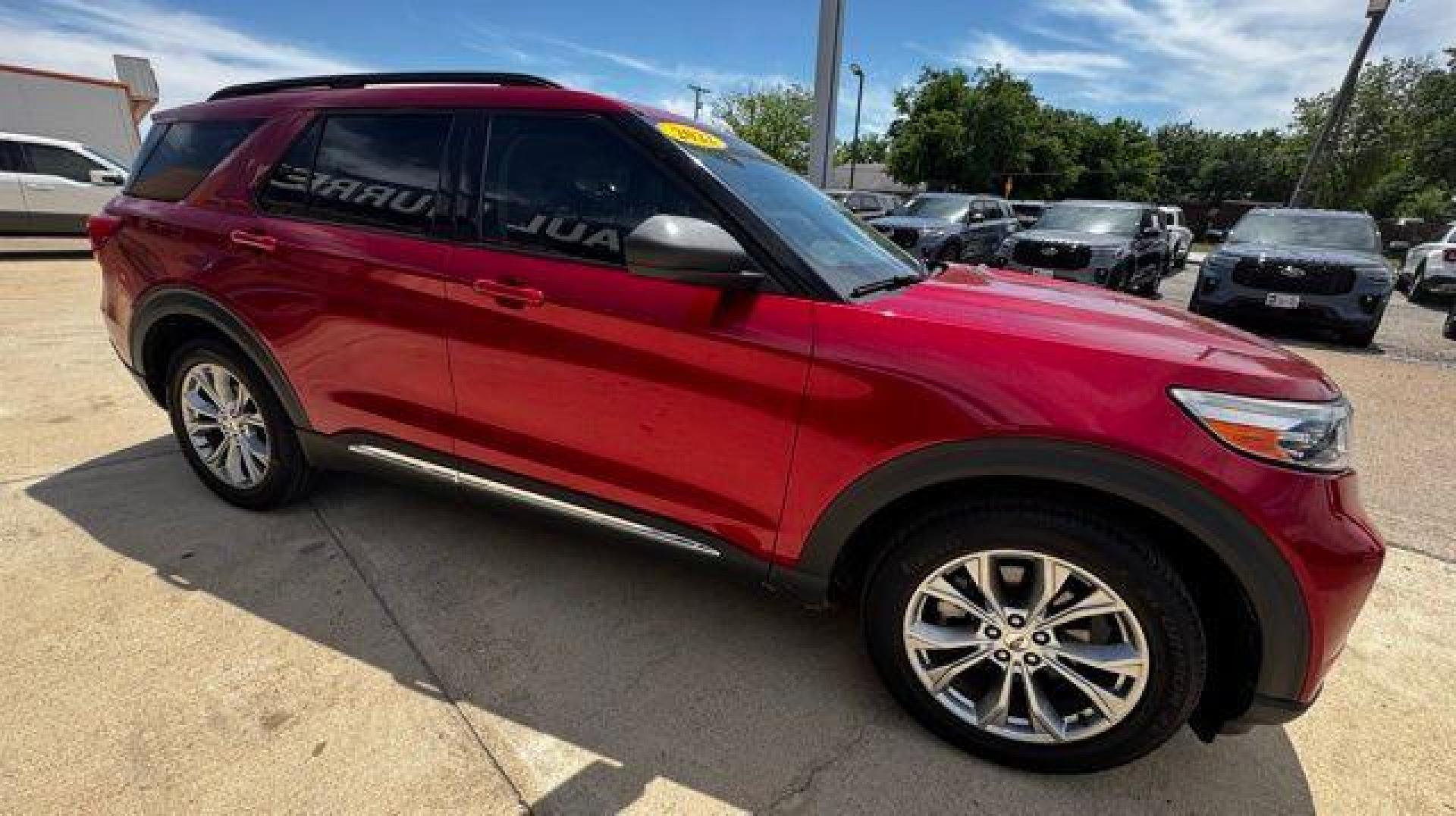 2022 Red Metallic /Sandstone Ford Explorer XLT (1FMSK7DH9NG) with an 2.3L EcoBoost I-4 engine, Automatic transmission, located at 1105 E Mulberry, Kaufman, TX, 75142, (972) 962-2151, 32.589550, -96.300926 - Red Metallic 2022 Ford Explorer 4D Sport Utility XLT RWD 10-Speed Automatic 2.3L EcoBoost I-4<br><br><br>Odometer is 5501 miles below market average! 21/28 City/Highway MPG<br><br><br>Please call Paul Murrey Ford Inc. In Kaufman Texas A Family Dealership Since 1952 Serving the Dallas Fort Worth and - Photo#25