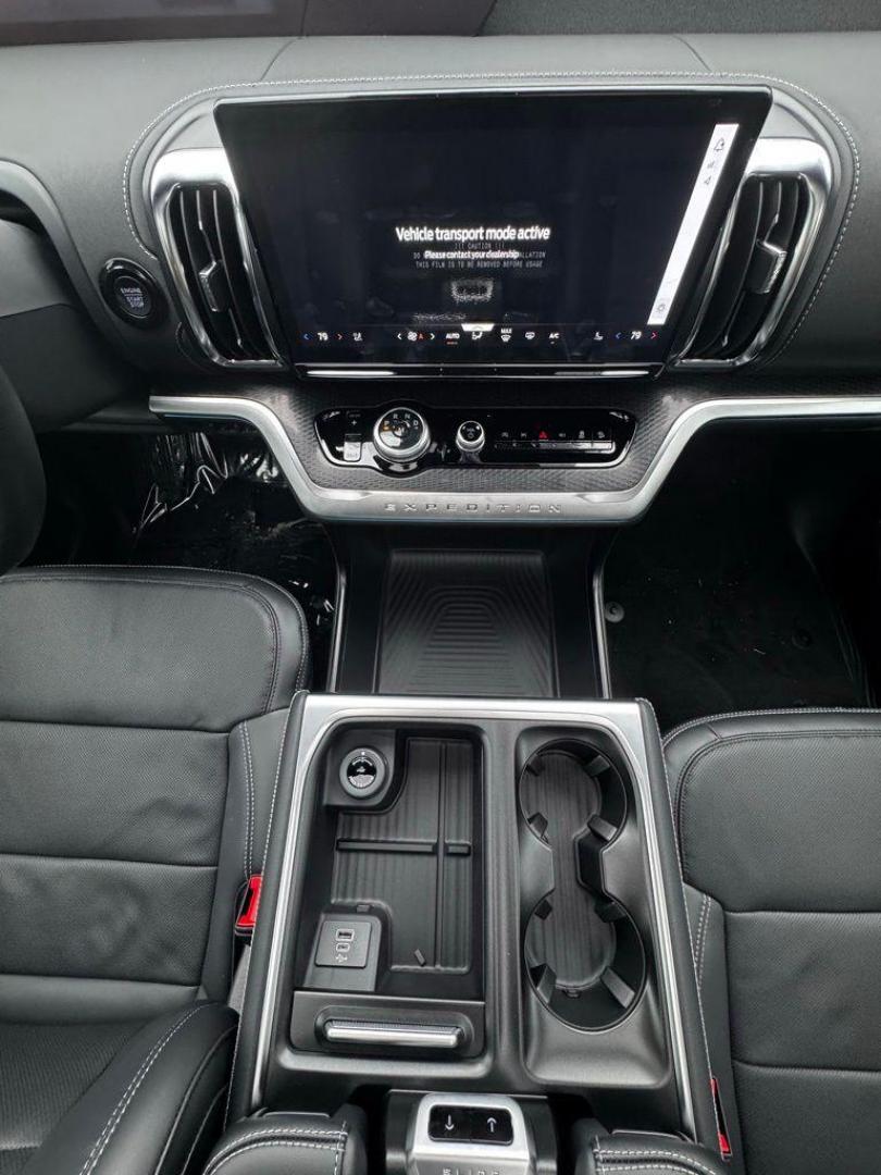 2026 Space Silver Metallic /Black Ford Expedition Platinum (1FMJU1M89TE) with an EcoBoost 3.5L V6 GTDi DOHC 24V Twin Turbocharged engine, Automatic transmission, located at 1105 E Mulberry, Kaufman, TX, 75142, (972) 962-2151, 32.589550, -96.300926 - 4WD.<br>Space Silver Metallic 2026 Ford Expedition 4D Sport Utility Platinum 4WD 10-Speed Automatic EcoBoost 3.5L V6 GTDi DOHC 24V Twin Turbocharged - Photo#22