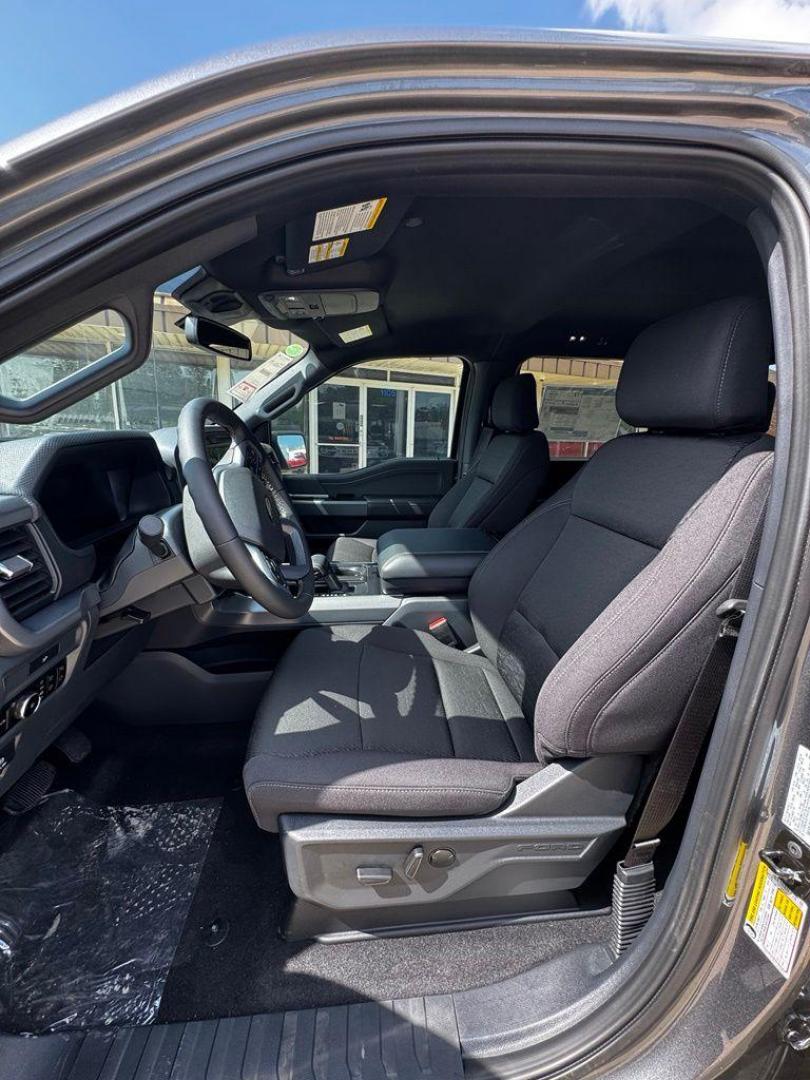 2026 Gray /Black Ford F-150 XLT (1FTEW3K55TF) with an 5.0L V8 engine, Automatic transmission, located at 1105 E Mulberry, Kaufman, TX, 75142, (972) 962-2151, 32.589550, -96.300926 - $1,500 off MSRP!<br><br><br>Gray 2026 Ford F-150 4D SuperCrew XLT RWD 10-Speed Automatic 5.0L V8 17/25 City/Highway MPG Price includes: $1500 - Employee Pricing Retail Customer Cash. Exp. 07/06/2026 - Photo#12