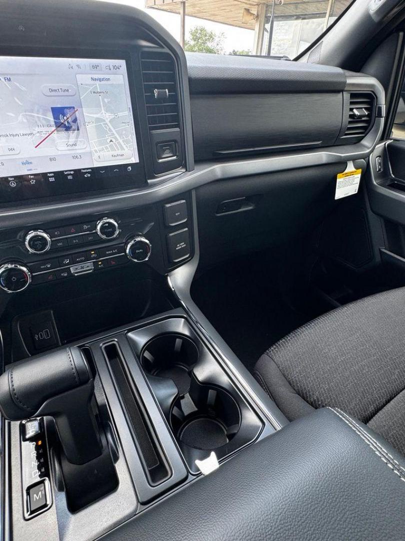 2026 Gray /Black Ford F-150 XLT (1FTEW3K55TF) with an 5.0L V8 engine, Automatic transmission, located at 1105 E Mulberry, Kaufman, TX, 75142, (972) 962-2151, 32.589550, -96.300926 - $1,500 off MSRP!<br><br><br>Gray 2026 Ford F-150 4D SuperCrew XLT RWD 10-Speed Automatic 5.0L V8 17/25 City/Highway MPG Price includes: $1500 - Employee Pricing Retail Customer Cash. Exp. 07/06/2026 - Photo#18