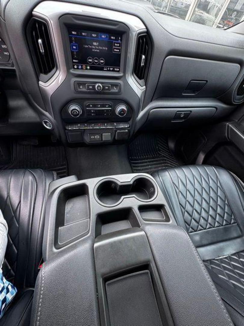 2024 Sterling Gray Metallic /Jet Black Chevrolet Silverado 1500 Custom Trail Boss (3GCPDCEK6RG) with an 2.7L I4 Turbocharged DOHC 16V LEV3-SULEV30 310hp engine, Automatic transmission, located at 1105 E Mulberry, Kaufman, TX, 75142, (972) 962-2151, 32.589550, -96.300926 - Sterling Gray Metallic 2024 Chevrolet Silverado 1500 4D Crew Cab Custom Trail Boss 4WD 8-Speed Automatic 2.7L I4 Turbocharged DOHC 16V LEV3-SULEV30 310hp Tow Hitch, Pass Through Rear Split Bench Seat, 8-Speed Automatic, 4WD, Jet Black Cloth.<br><br><br>Please call Paul Murrey Ford Inc. In Kaufman Te - Photo#13