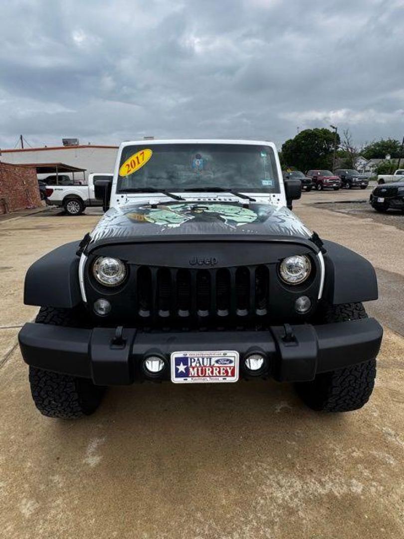 2017 Bright White Clearcoat /Black Jeep Wrangler Unlimited Rubicon (1C4BJWFGXHL) with an 3.6L V6 24V VVT engine, Automatic transmission, located at 1105 E Mulberry, Kaufman, TX, 75142, (972) 962-2151, 32.589550, -96.300926 - Photo#28