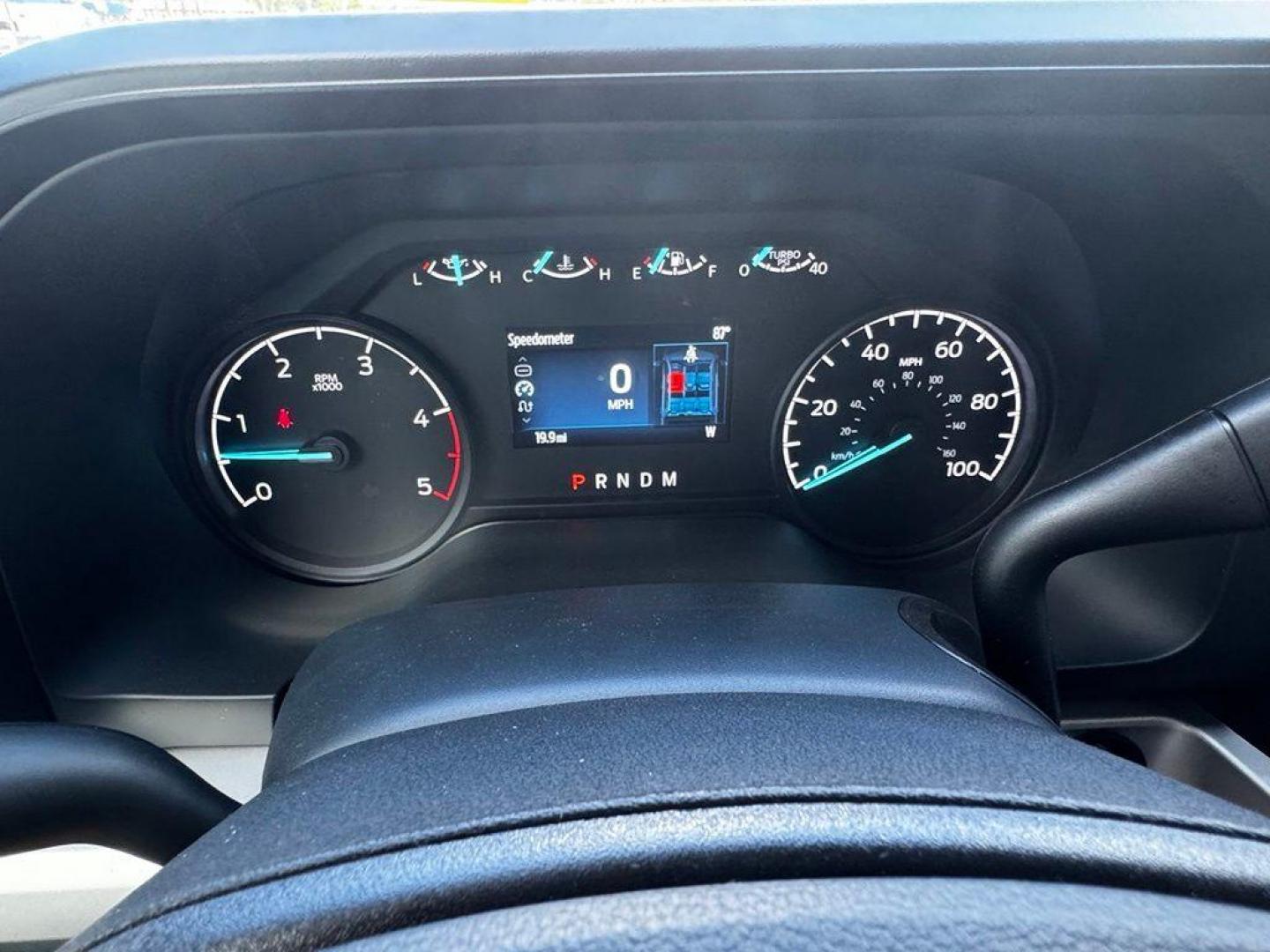 2026 Oxford White /Med Dark Slate Ford F-350SD XL (1FT8W3DT9TE) with an Power Stroke 6.7L V8 DI 32V OHV Turbodiesel engine, Automatic transmission, located at 1105 E Mulberry, Kaufman, TX, 75142, (972) 962-2151, 32.589550, -96.300926 - $4,157 off MSRP!<br><br>4WD.<br>Oxford White 2026 Ford F-350SD 4D Crew Cab XL DRW 4WD 10-Speed Automatic Power Stroke 6.7L V8 DI 32V OHV Turbodiesel Price includes: $1000 - Employee Pricing Retail Customer Cash. Exp. 07/06/2026 - Photo#14