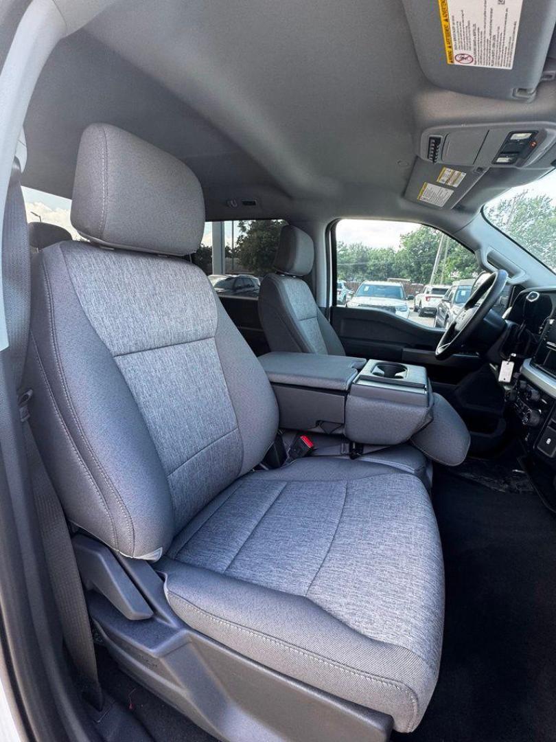 2026 Oxford White /Med Dark Slate Ford F-350SD XL (1FT8W3DT9TE) with an Power Stroke 6.7L V8 DI 32V OHV Turbodiesel engine, Automatic transmission, located at 1105 E Mulberry, Kaufman, TX, 75142, (972) 962-2151, 32.589550, -96.300926 - $4,157 off MSRP!<br><br>4WD.<br>Oxford White 2026 Ford F-350SD 4D Crew Cab XL DRW 4WD 10-Speed Automatic Power Stroke 6.7L V8 DI 32V OHV Turbodiesel Price includes: $1000 - Employee Pricing Retail Customer Cash. Exp. 07/06/2026 - Photo#25