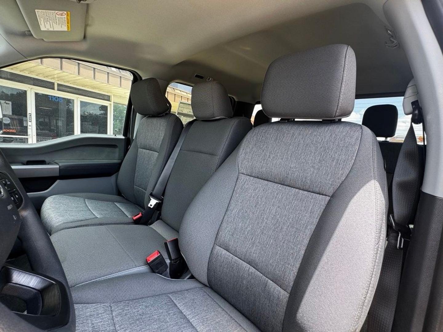 2026 Gray Metallic /Medium Dark Slate Ford F-250SD XL (1FT7W2BT7TE) with an Power Stroke 6.7L V8 DI 32V OHV Turbodiesel engine, Automatic transmission, located at 1105 E Mulberry, Kaufman, TX, 75142, (972) 962-2151, 32.589550, -96.300926 - $6,474 off MSRP!<br><br>4WD.<br>Carbonized Gray Metallic 2026 Ford F-250SD 4D Crew Cab XL 4WD 10-Speed Automatic Power Stroke 6.7L V8 DI 32V OHV Turbodiesel Price includes: $1000 - Retail Customer Cash. Exp. 09/30/2026 $1500 - Retail Customer Cash. Exp. 09/30/2026- Photo#13
